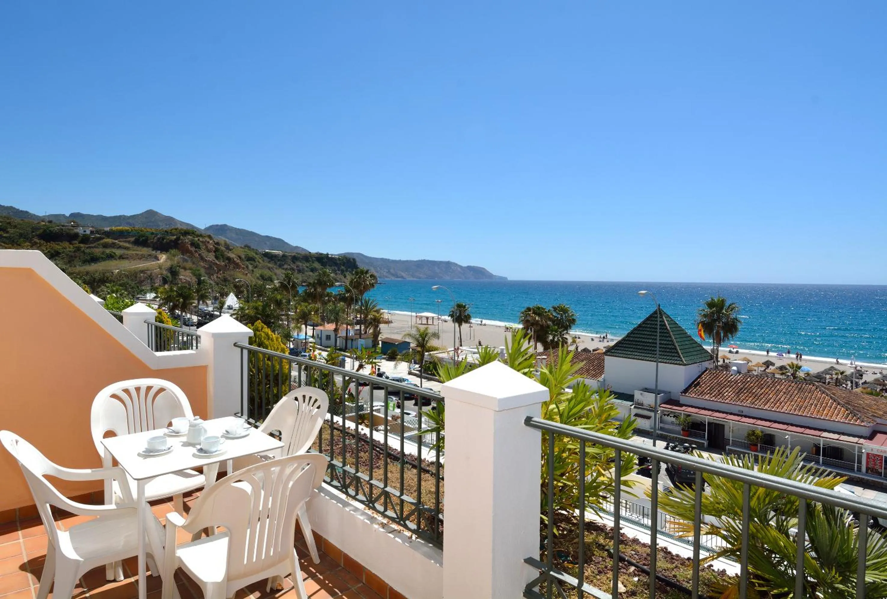 Balcony/Terrace in Apartamentos HC Burriana Playa