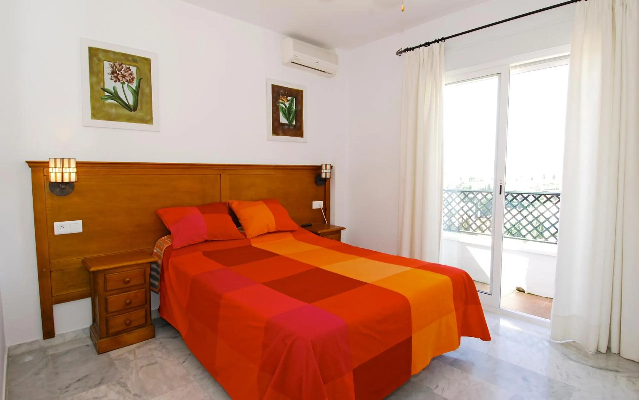 Bed in Apartamentos HC Burriana Playa
