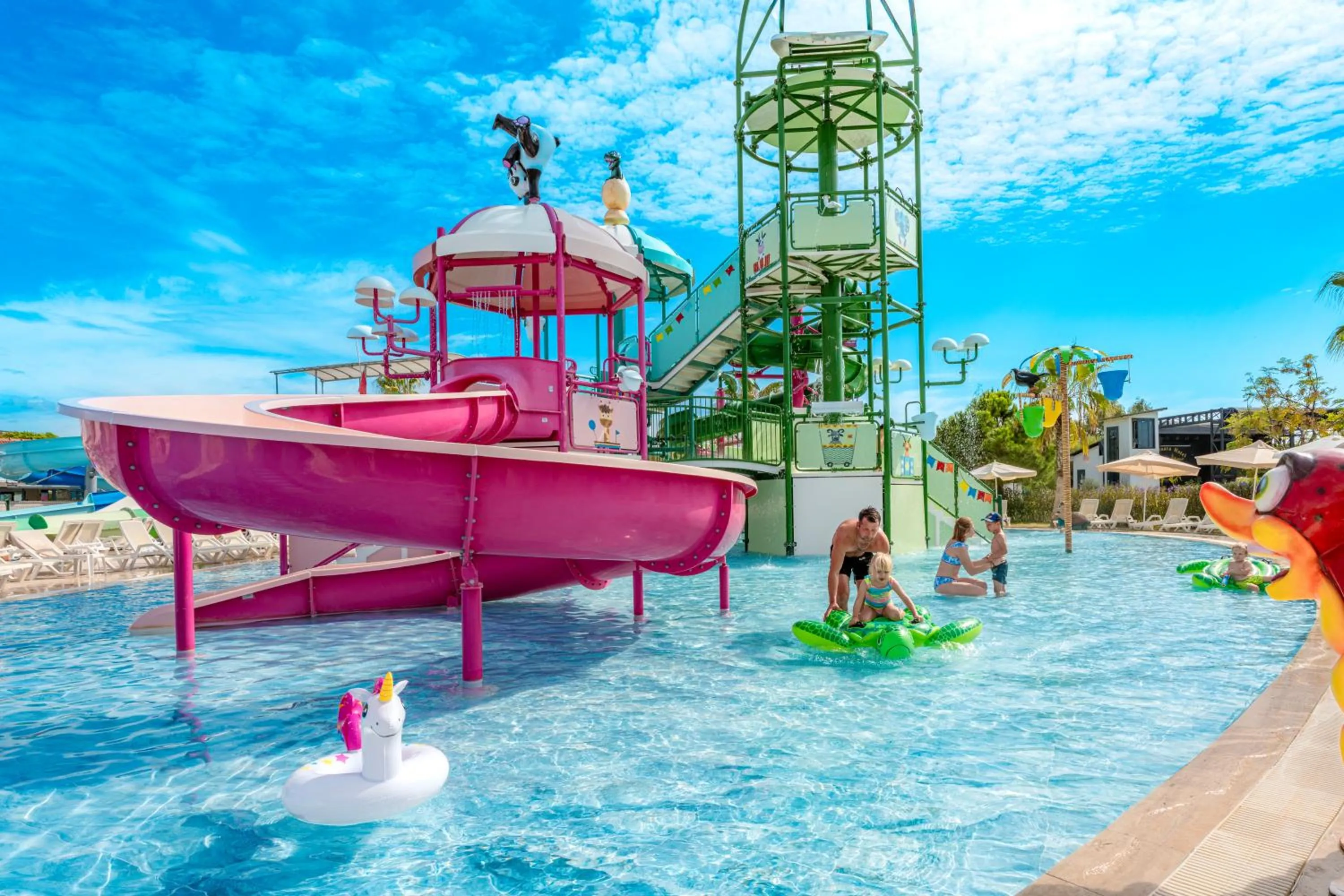 La Benata Beach Hotel