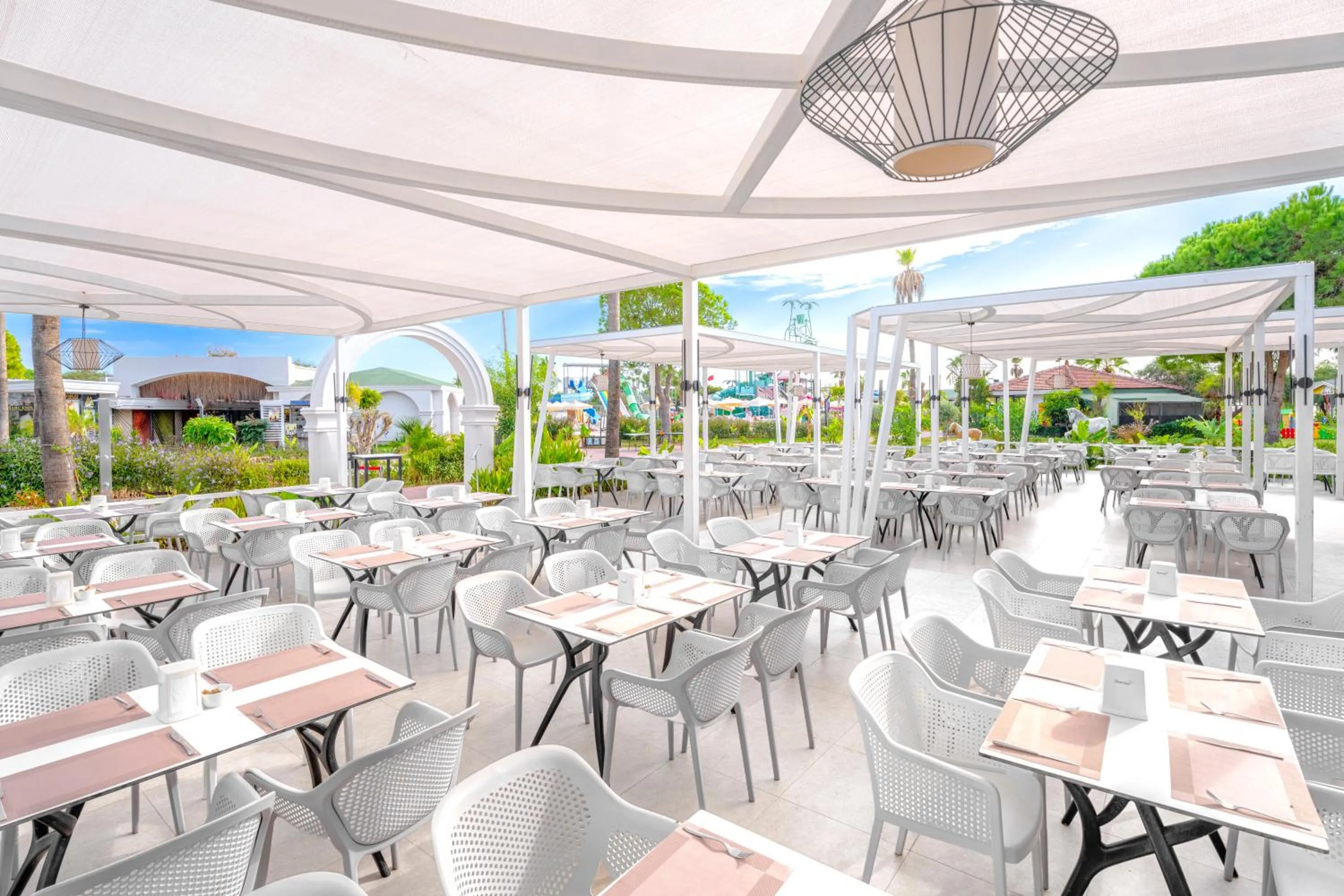 La Benata Beach Hotel