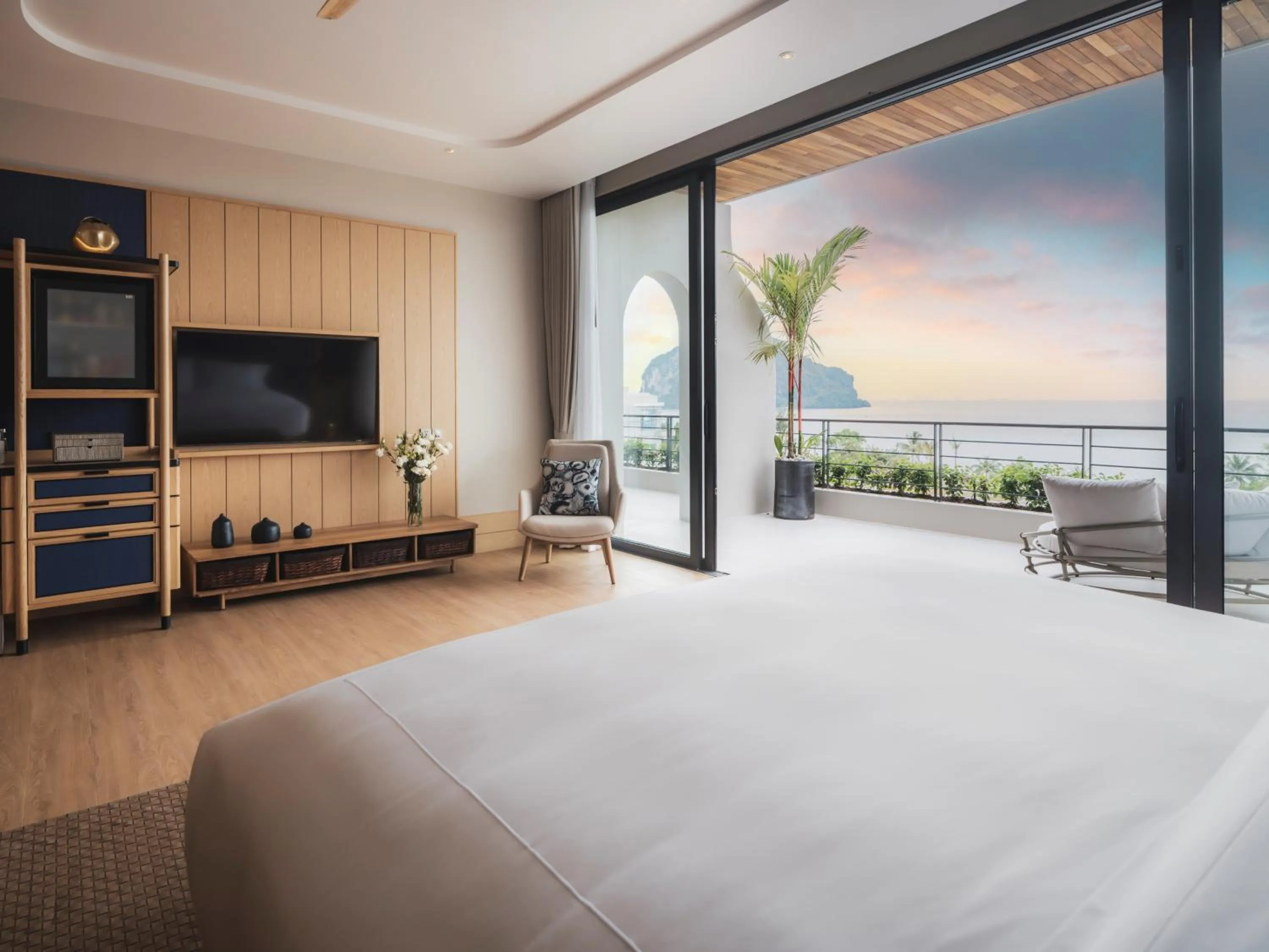 Bed in Anantara Koh Yao Yai Resort & Villas