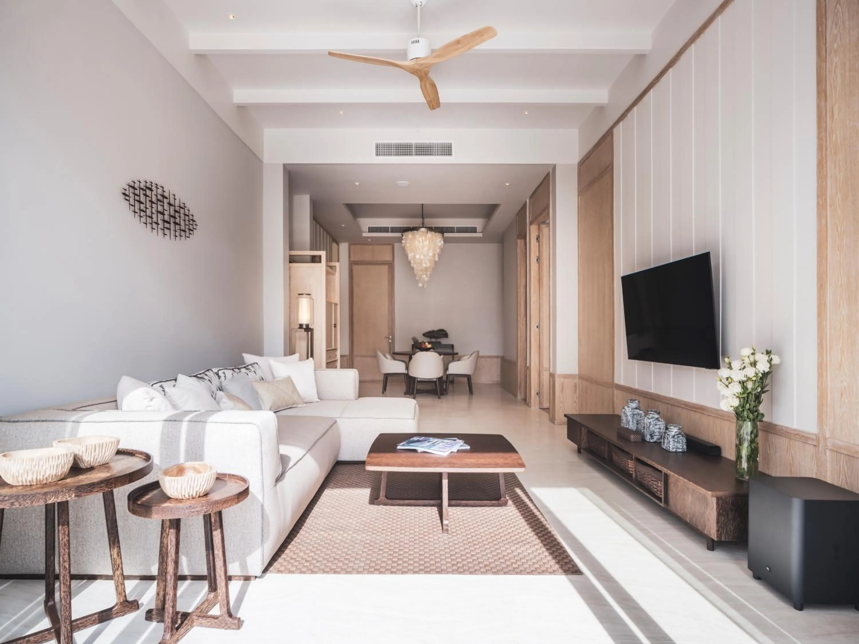 Communal lounge/ TV room in Anantara Koh Yao Yai Resort & Villas