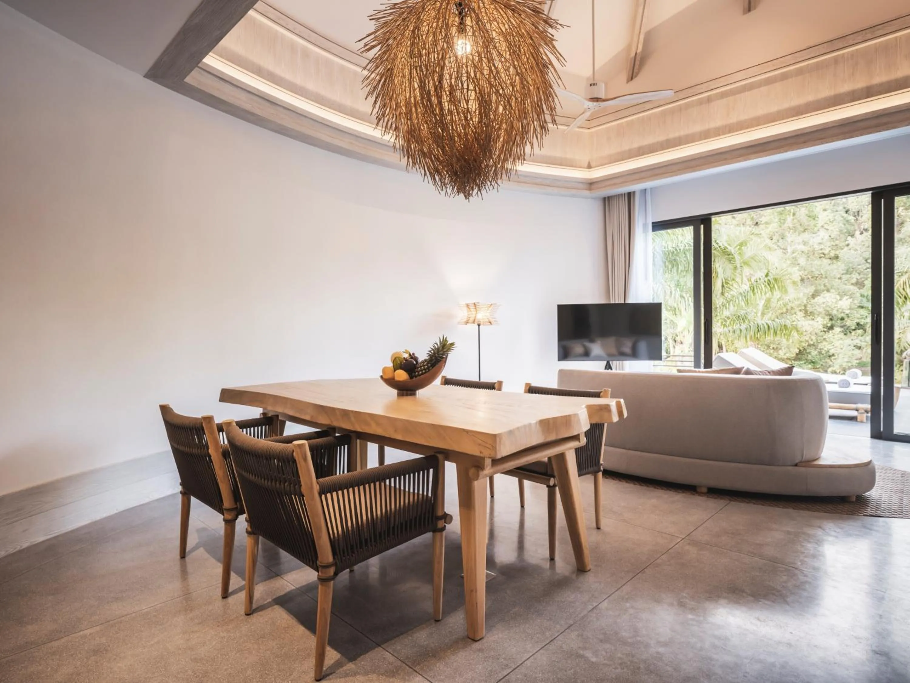 TV and multimedia in Anantara Koh Yao Yai Resort & Villas