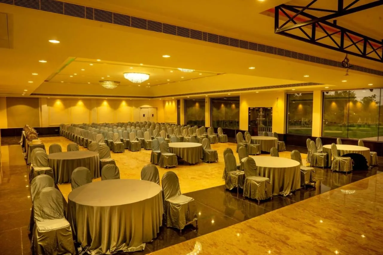 Farm Stay Resort - Shamirpet, Hyderabad