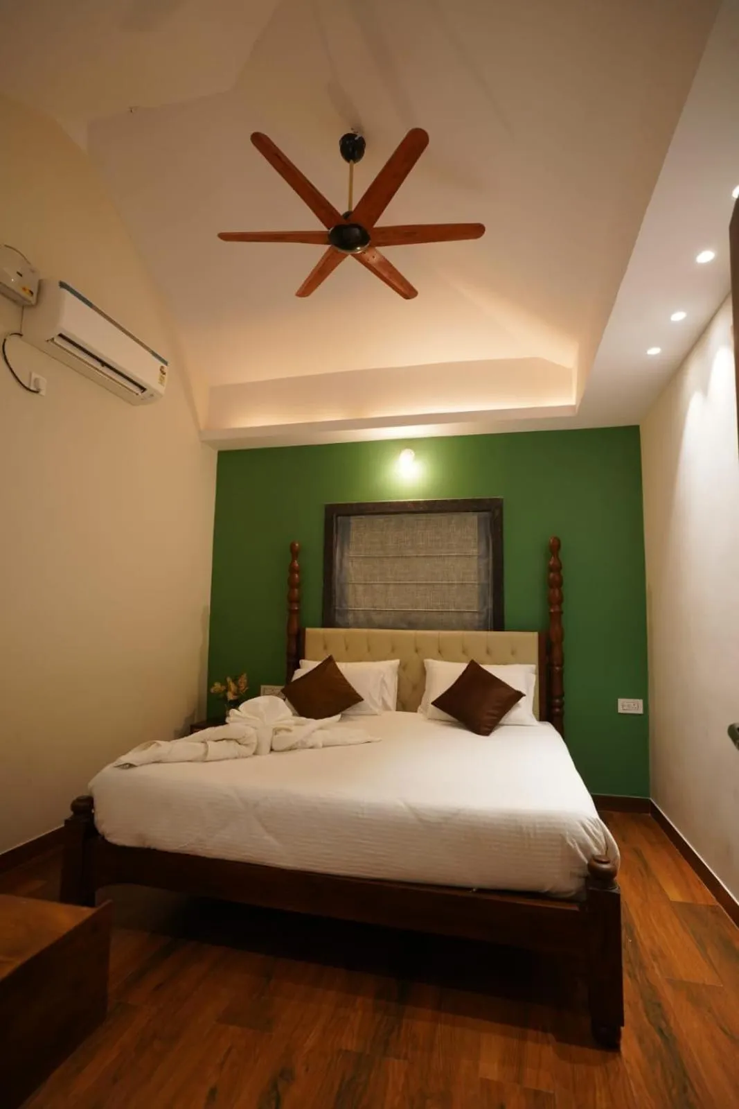 Bed in Farm Stay Resort - Shamirpet, Hyderabad