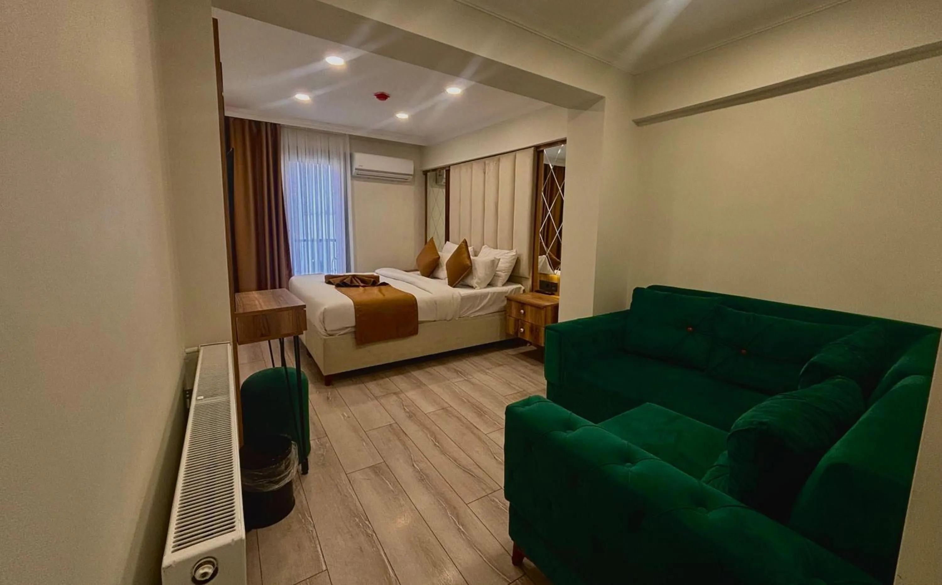 Bedroom, Bed in Galata Master Hotel