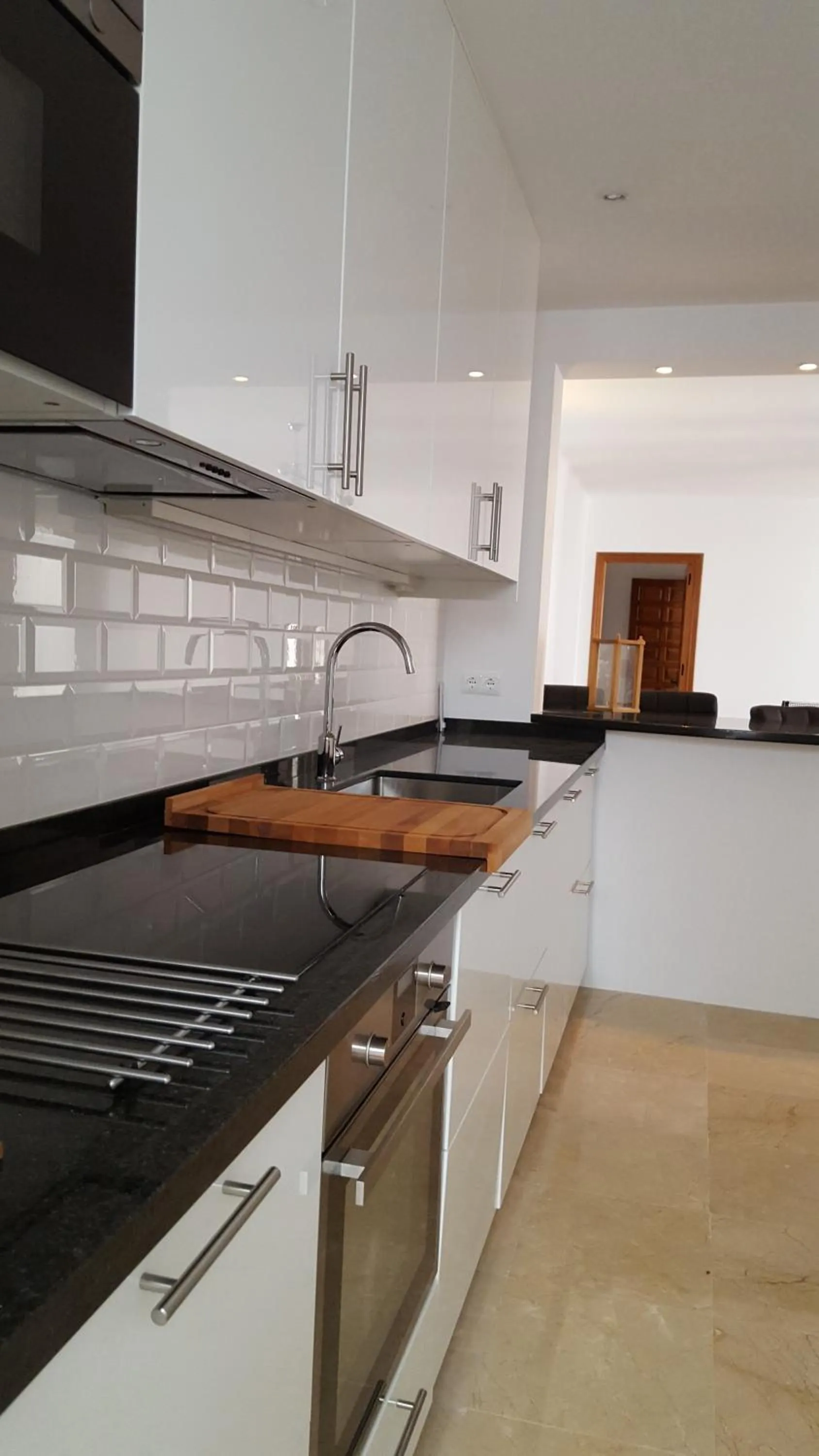 Decorative detail in El Capistrano Sur