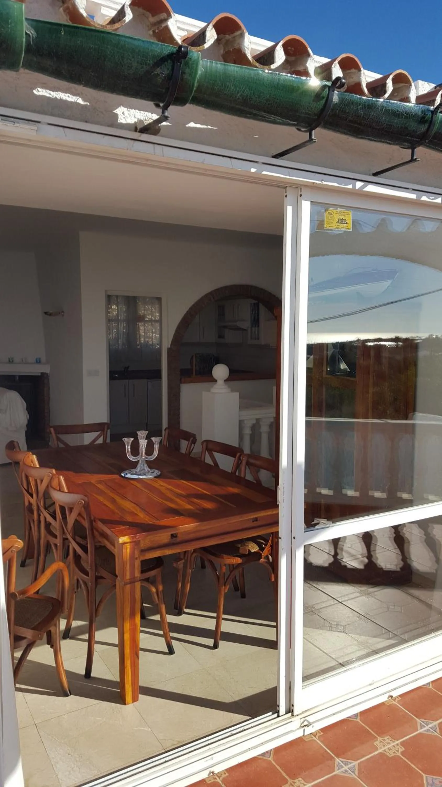 Decorative detail in El Capistrano Sur