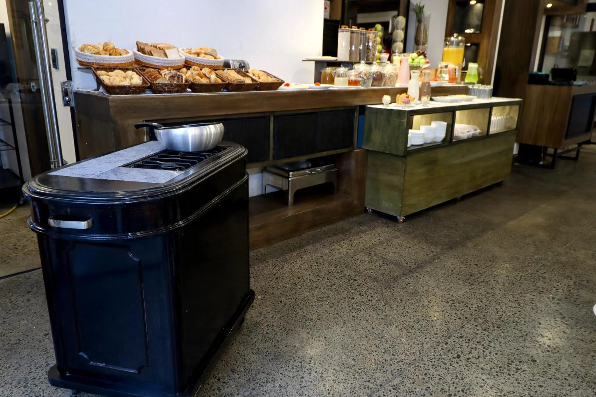 Buffet breakfast in Madero Hotel & Suites