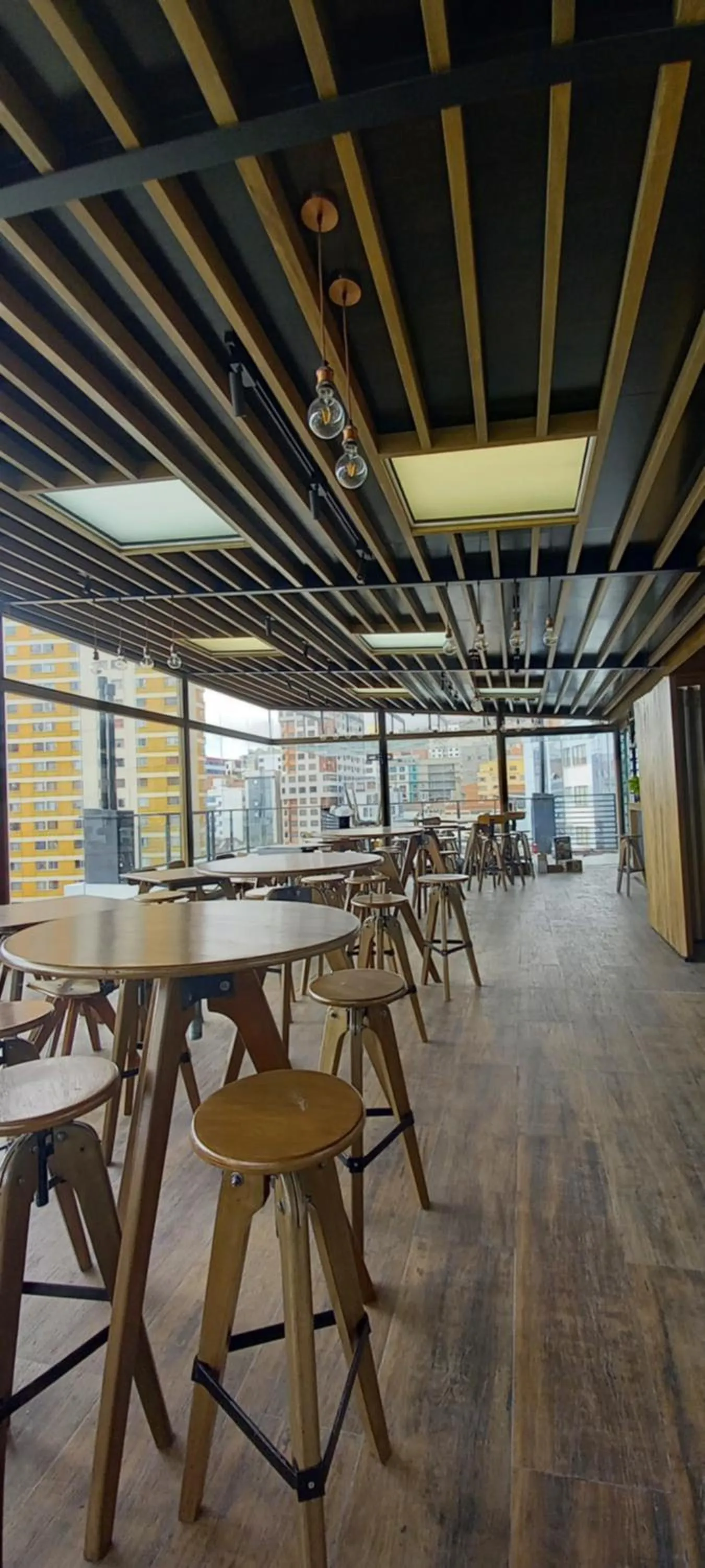 Lounge or bar in Madero Hotel & Suites