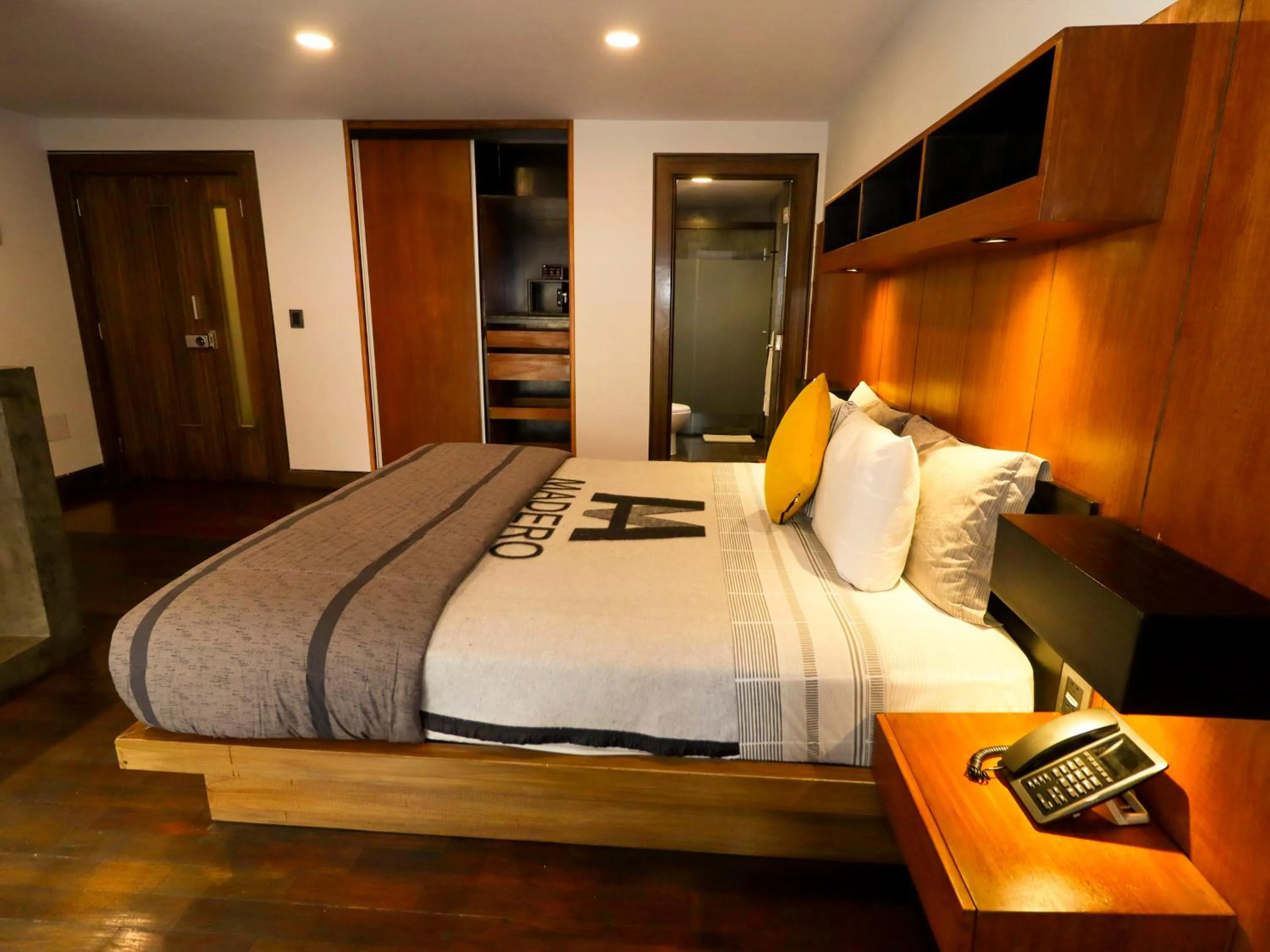 Bedroom, Bed in Madero Hotel & Suites