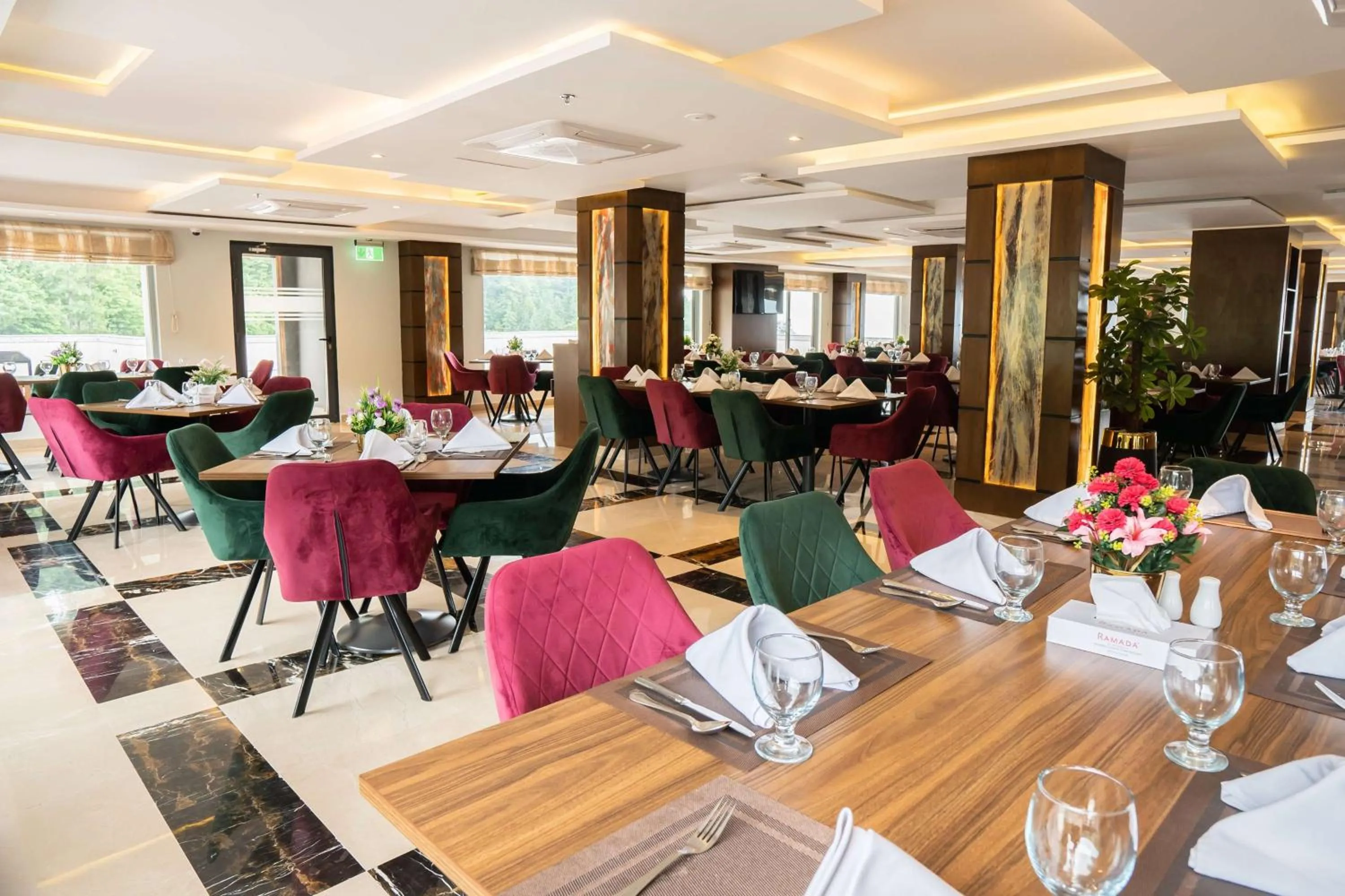 Restaurant/places to eat in Ramada by Wyndham Murree Lower Topa Resort