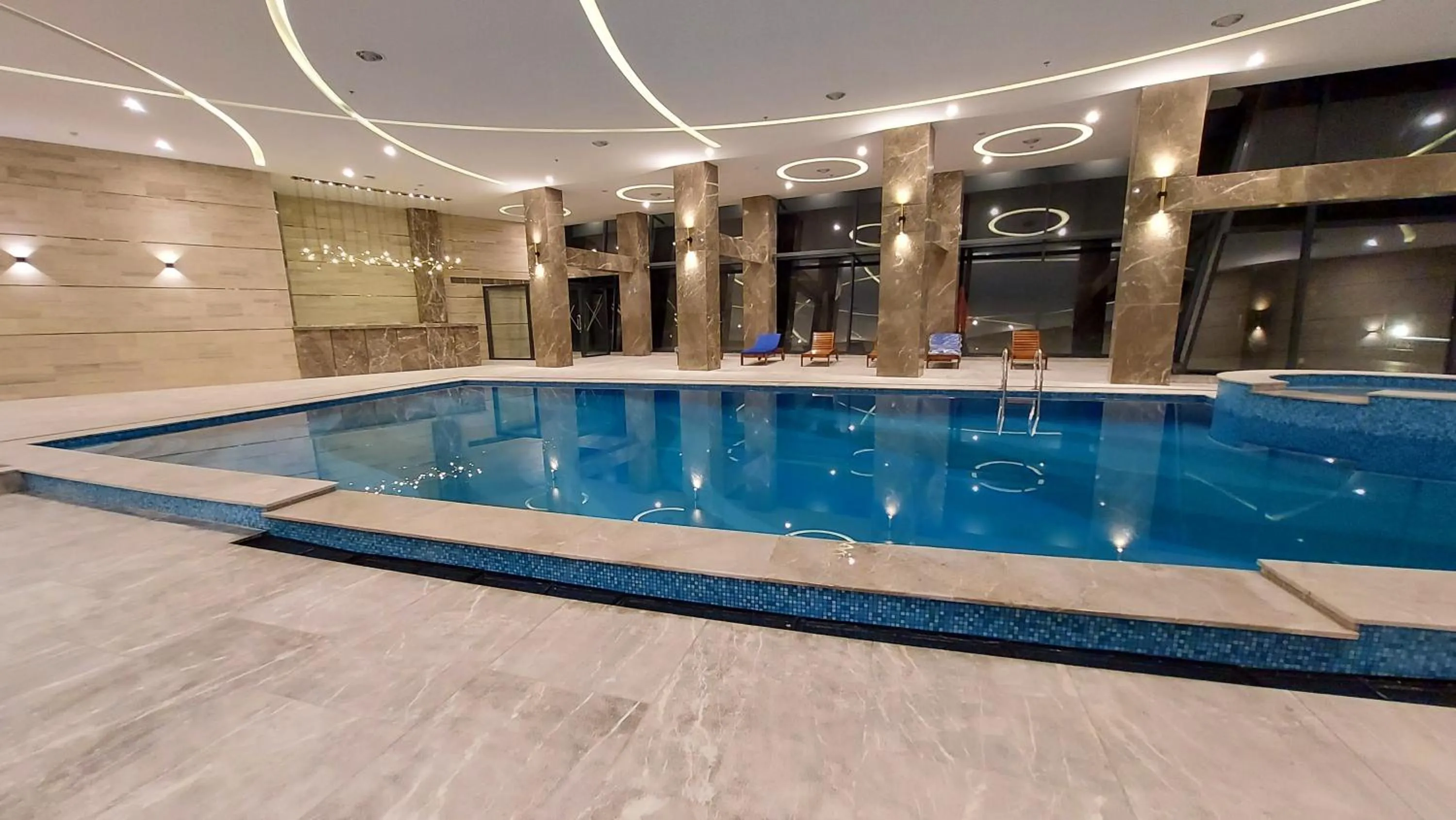 Swimming pool in Ramada by Wyndham Murree Lower Topa Resort