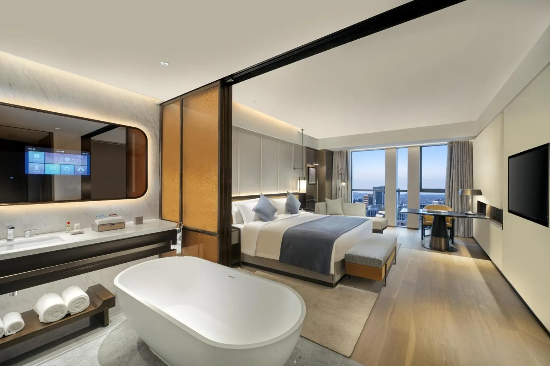 Toilet, Bed in Wyndham Xiong'an