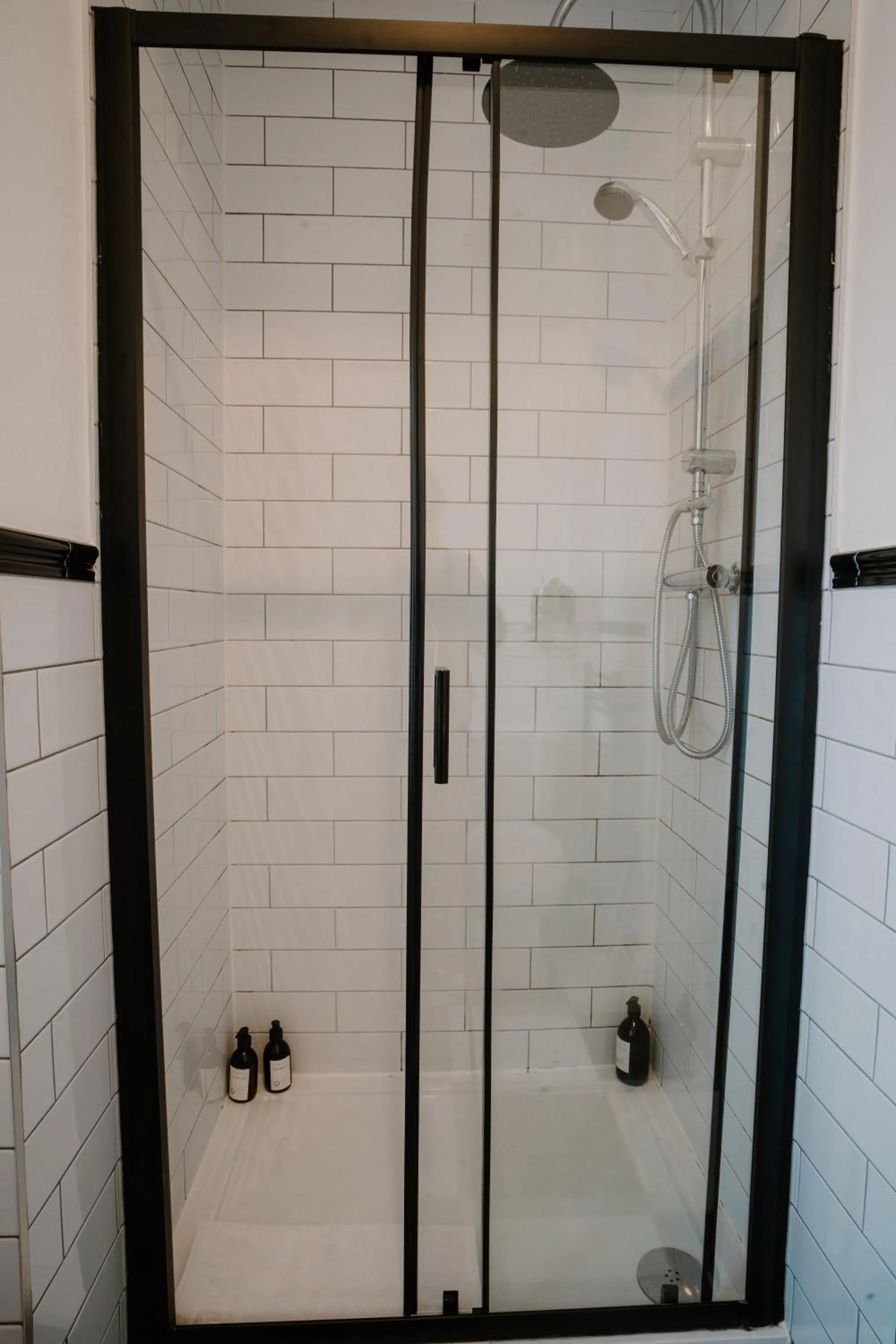 Shower in Slateford House 1770 Luxury Aparthotel by The House of Danu
