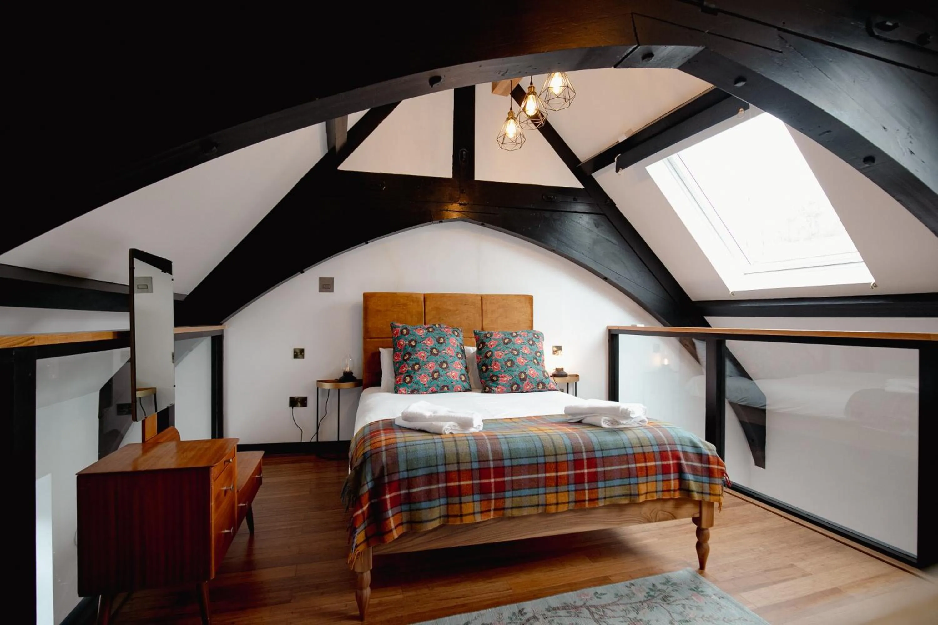 Bed in Slateford House 1770 Luxury Aparthotel by The House of Danu