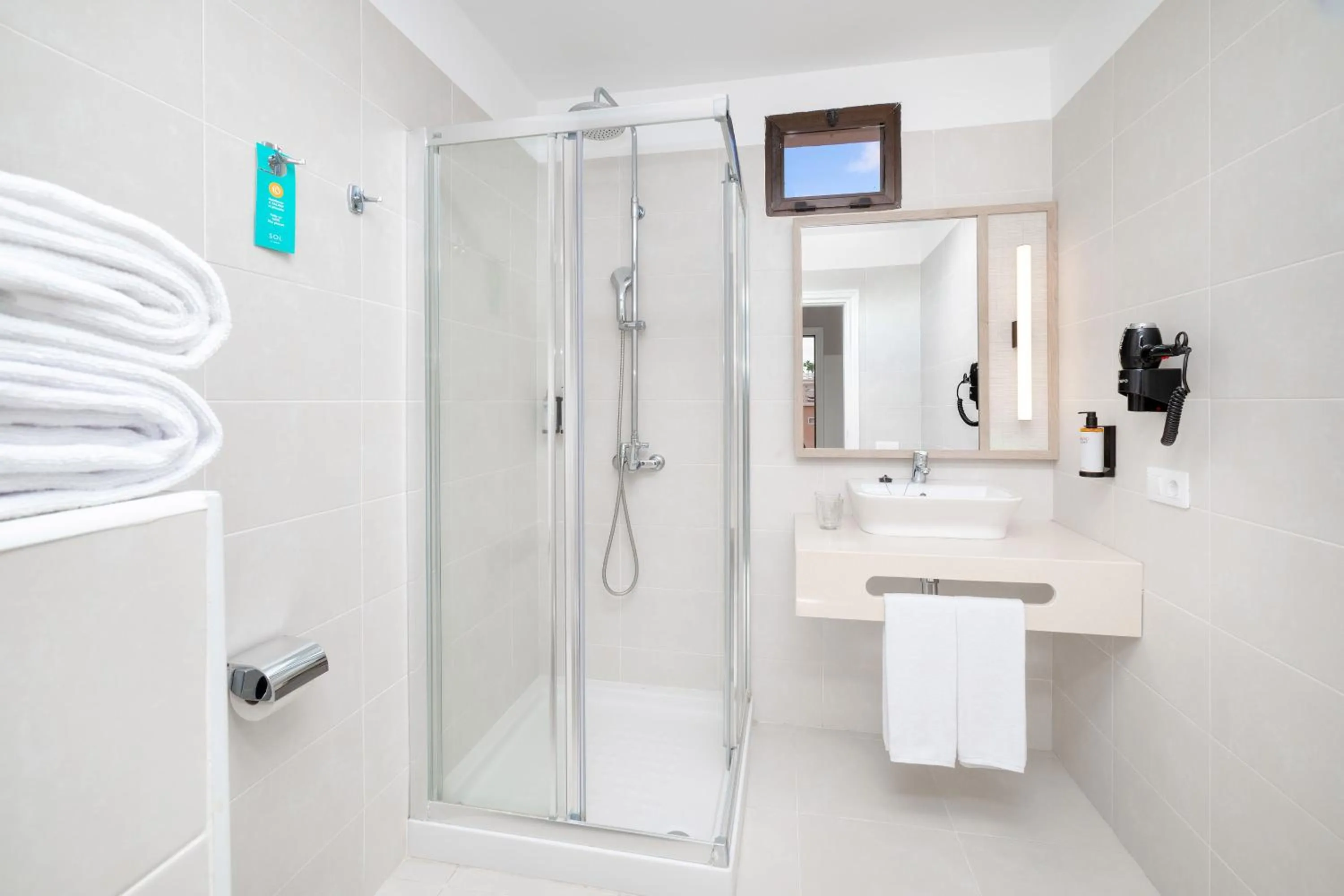 Shower in Sol Sun Beach Apartamentos