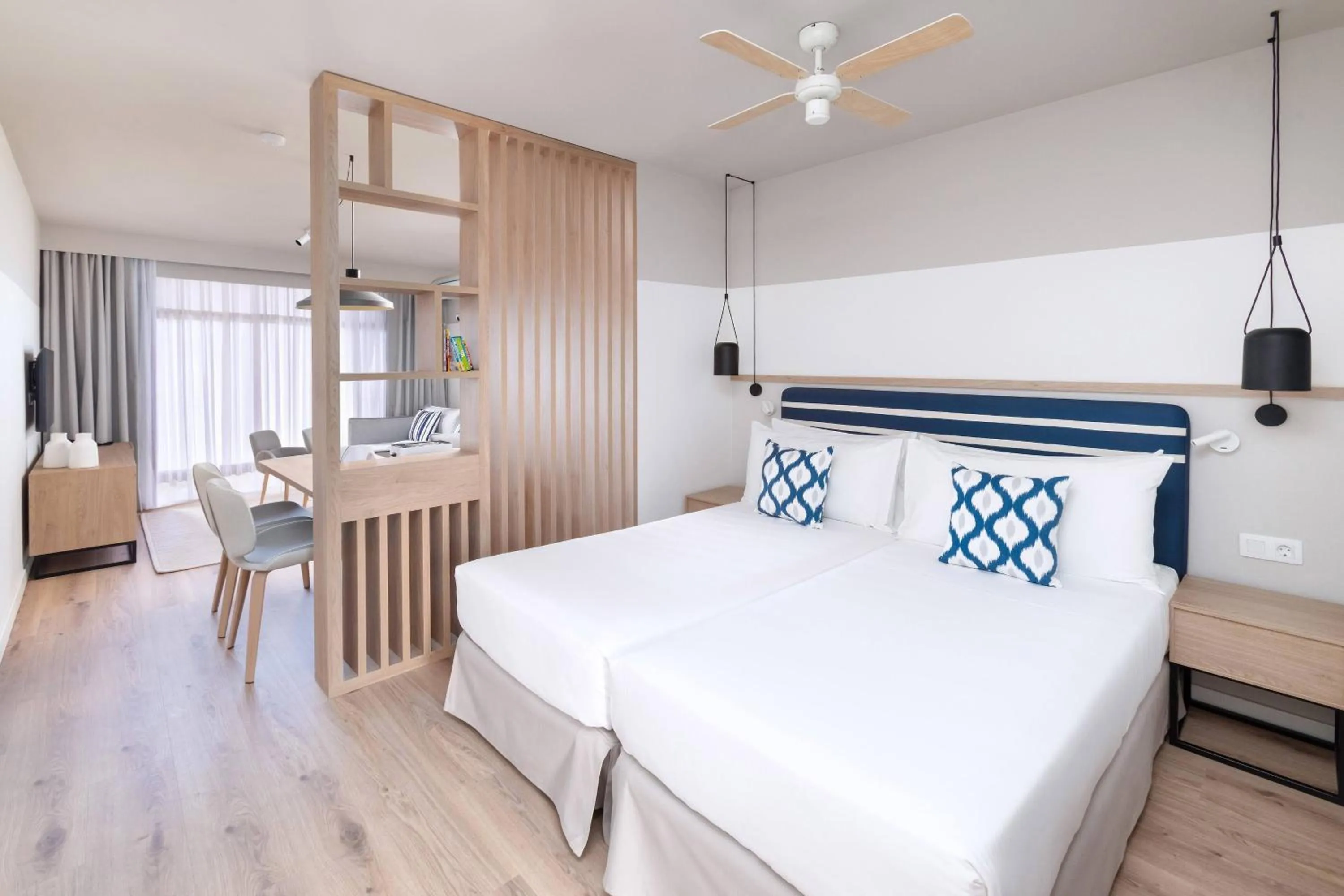 Bed in Sol Sun Beach Apartamentos