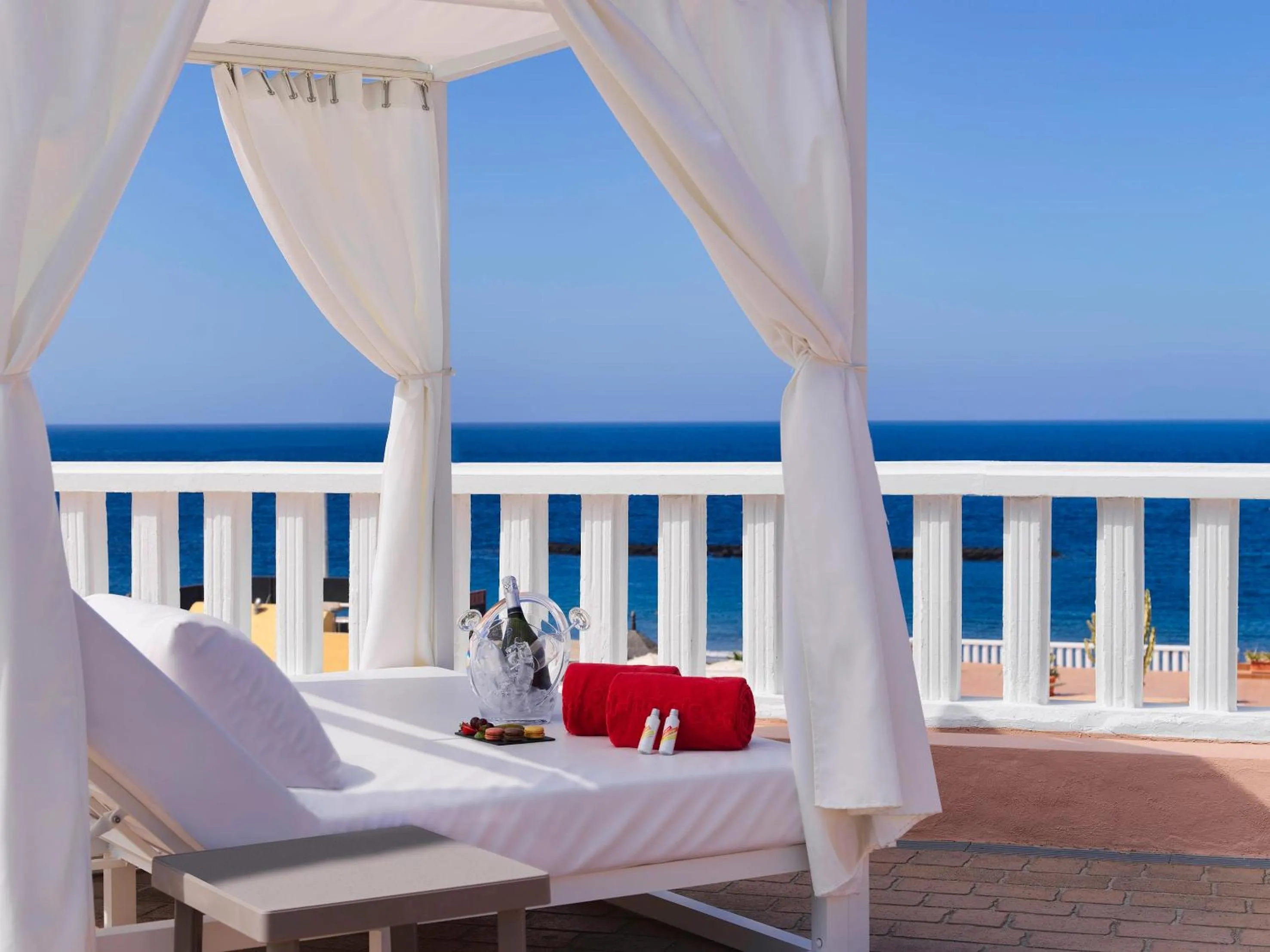 Bed in Sol Sun Beach Apartamentos