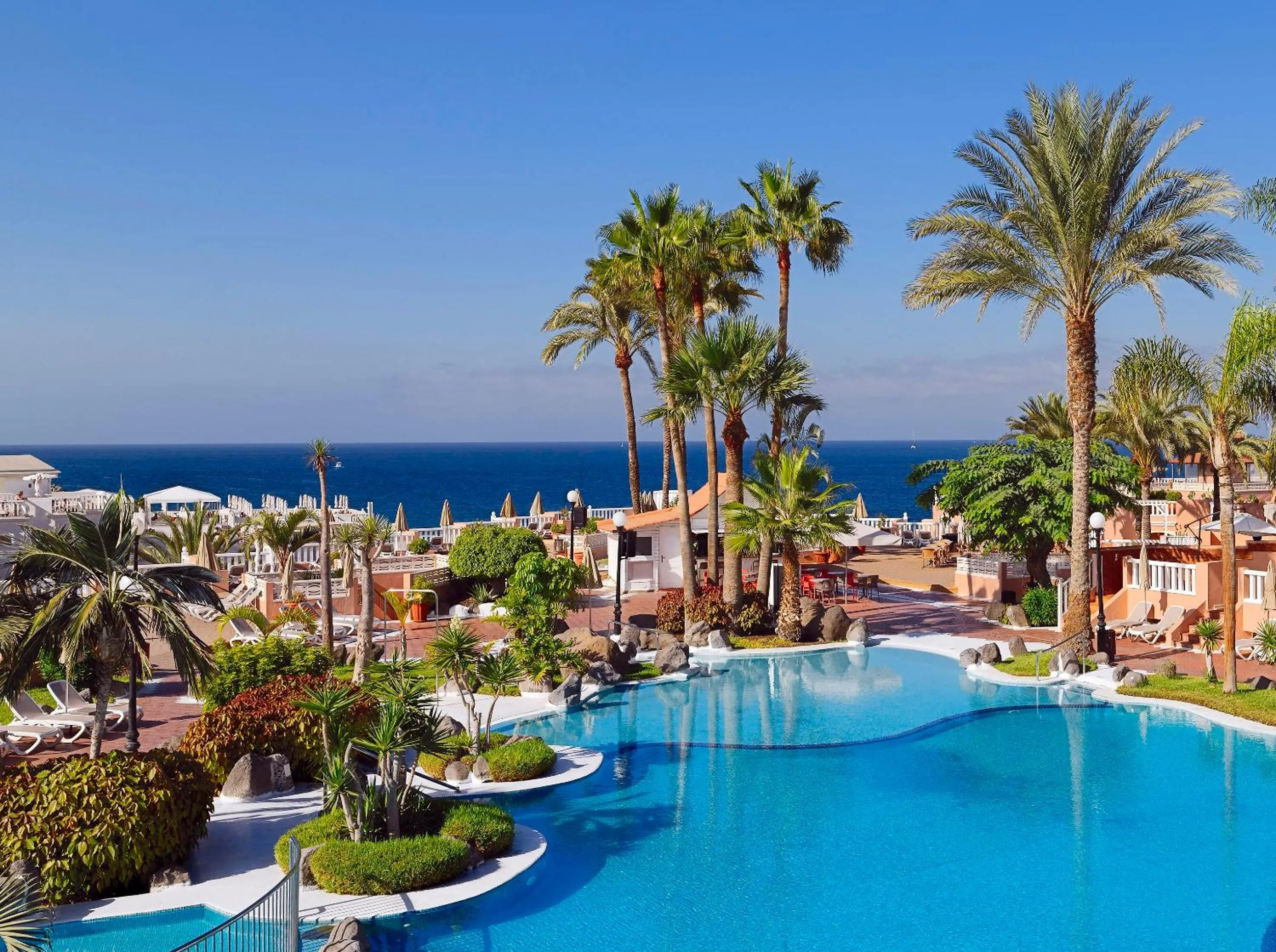 Swimming pool in Sol Sun Beach Apartamentos