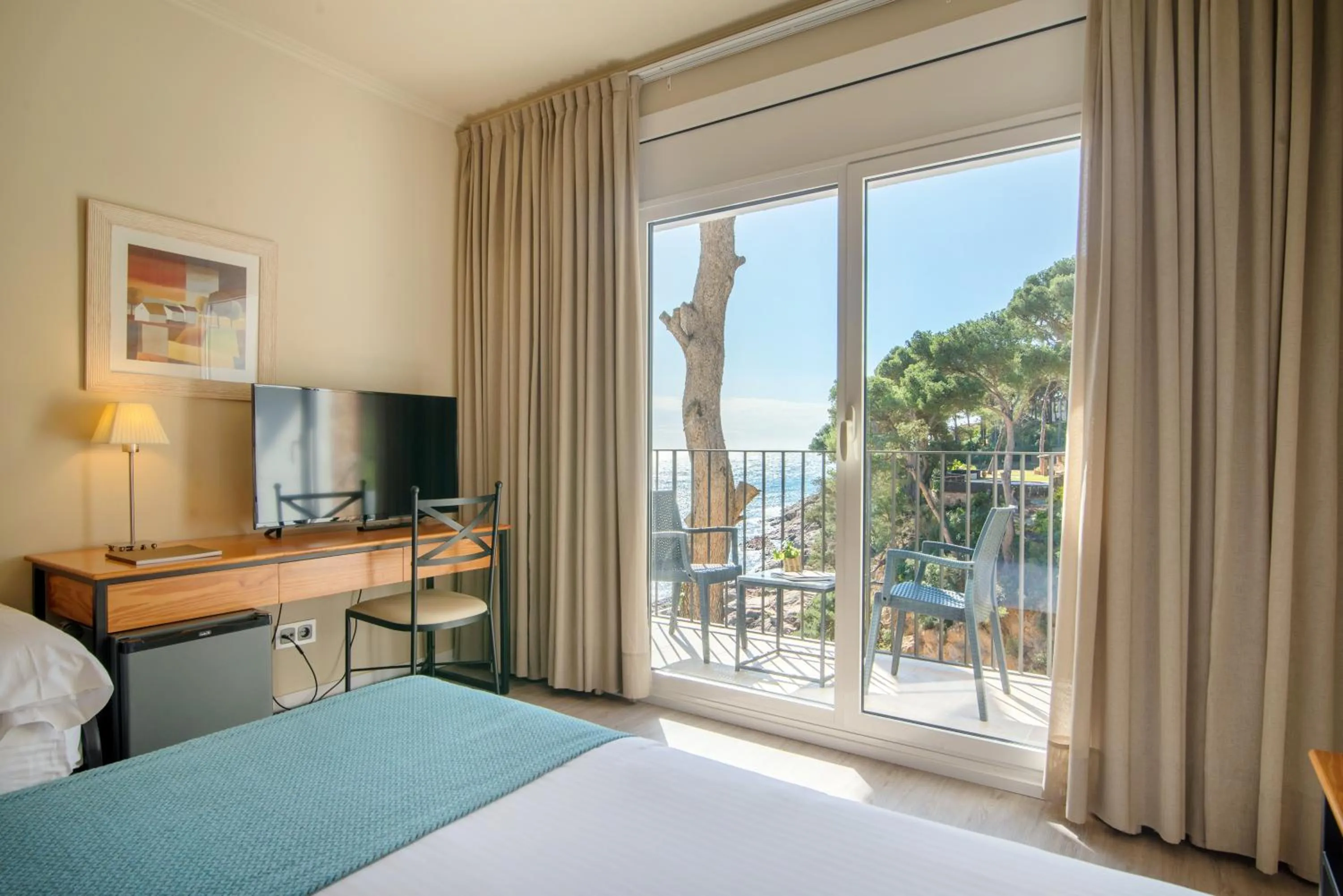 Bedroom, Bed in Hotel Hostalillo by Escampa Hotels