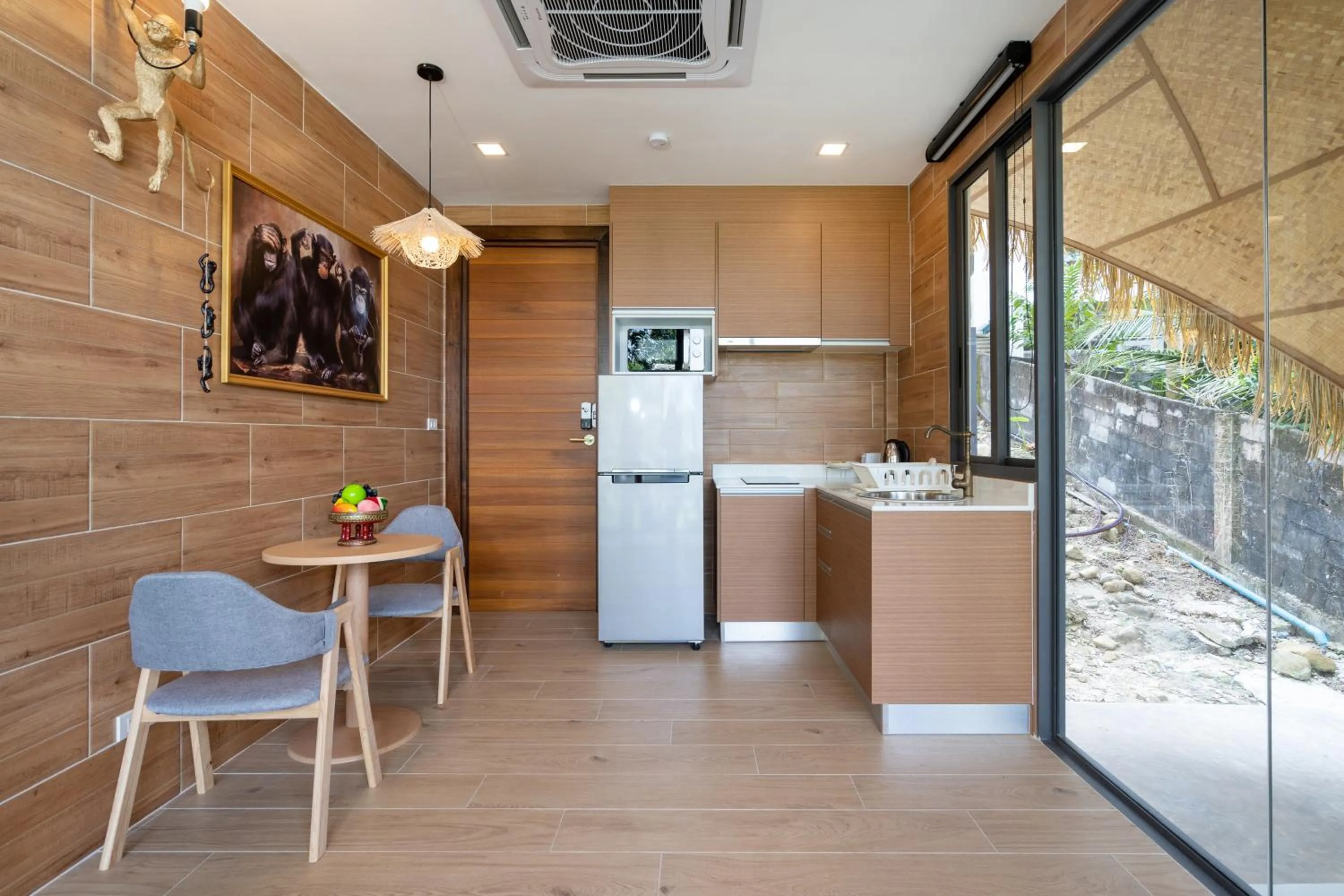 Kitchen or kitchenette in Three Monkeys Villas