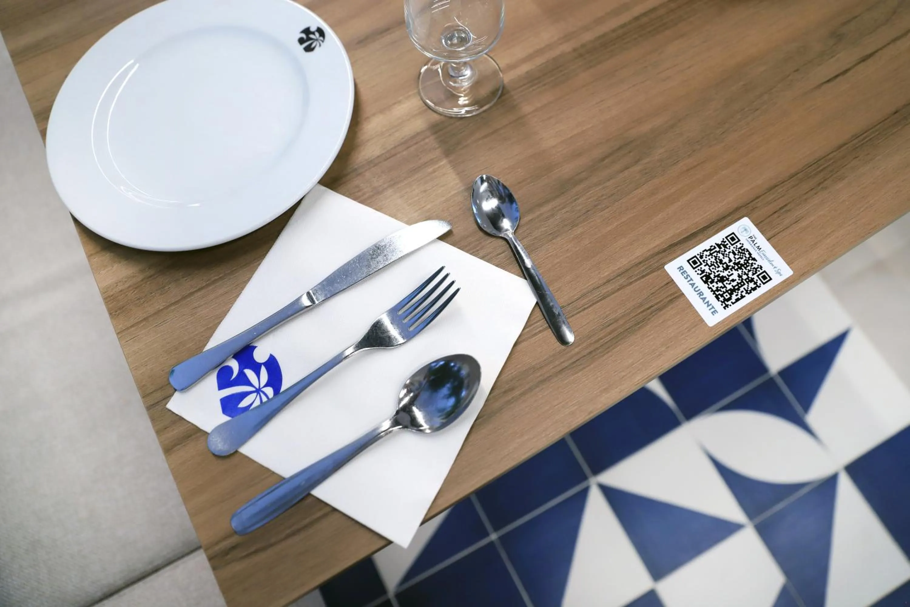 Restaurant/places to eat in Eurosalou & Spa