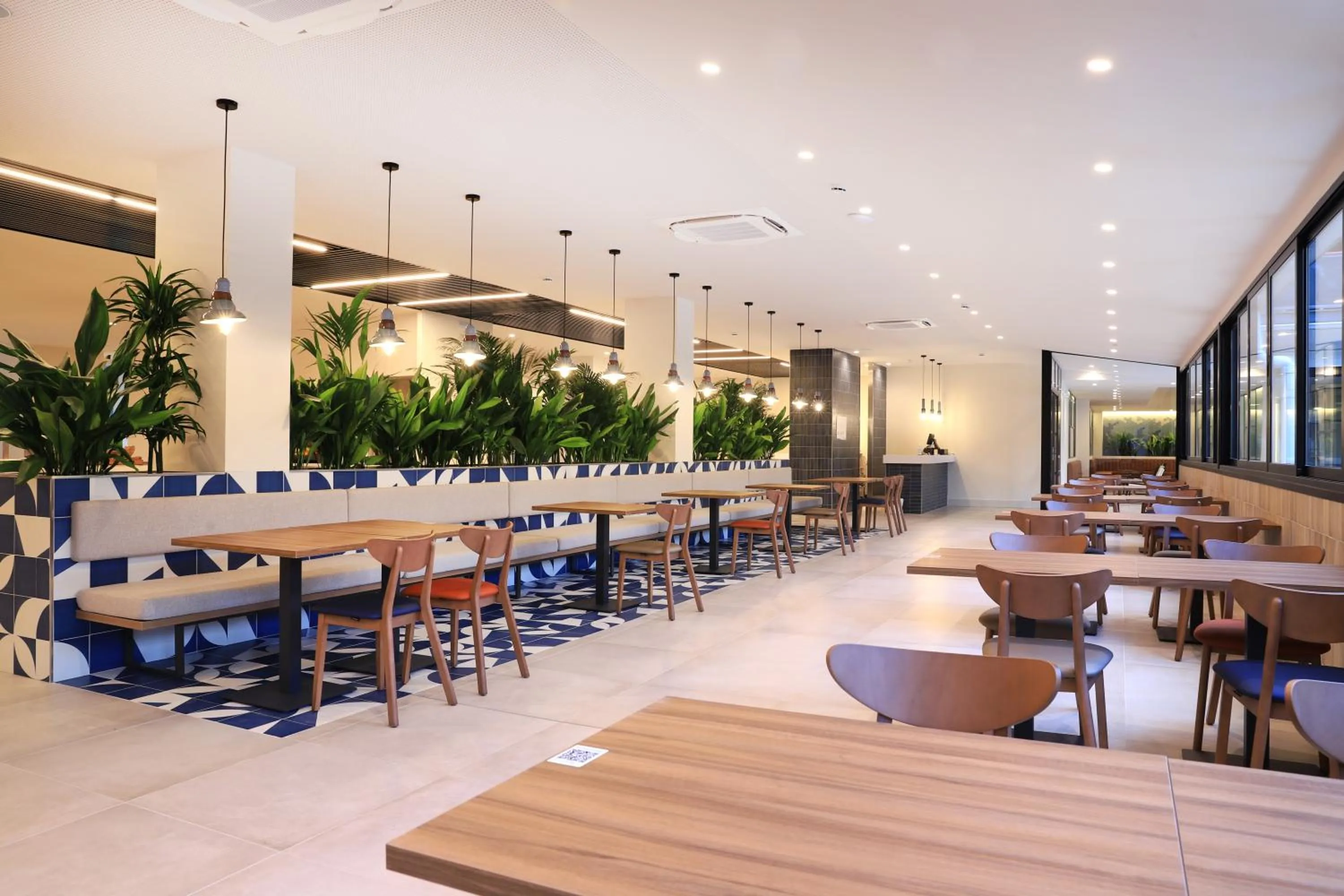 Restaurant/places to eat in Eurosalou & Spa