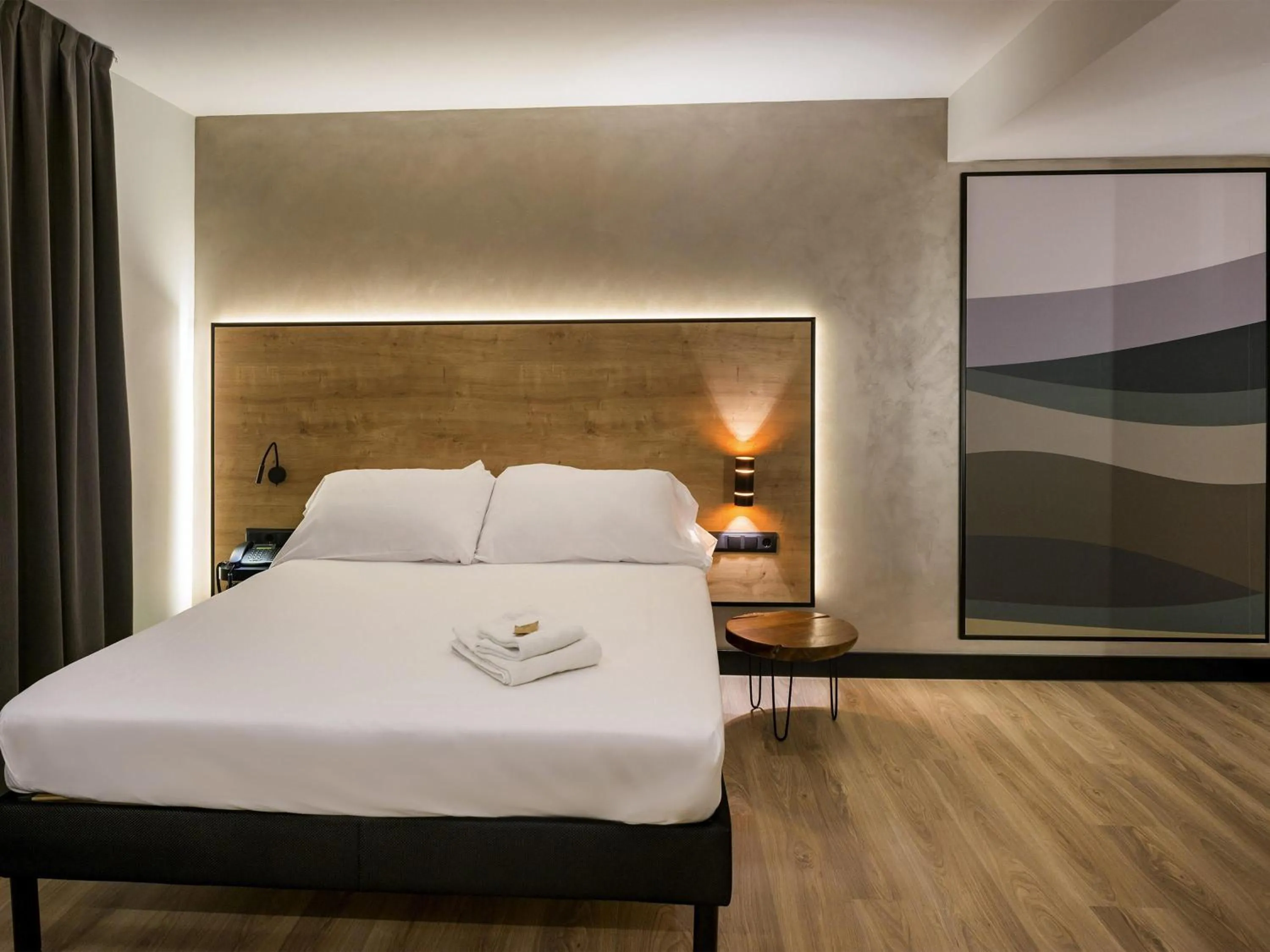 Bedroom, Bed in Ibis Styles Figueres Ronda