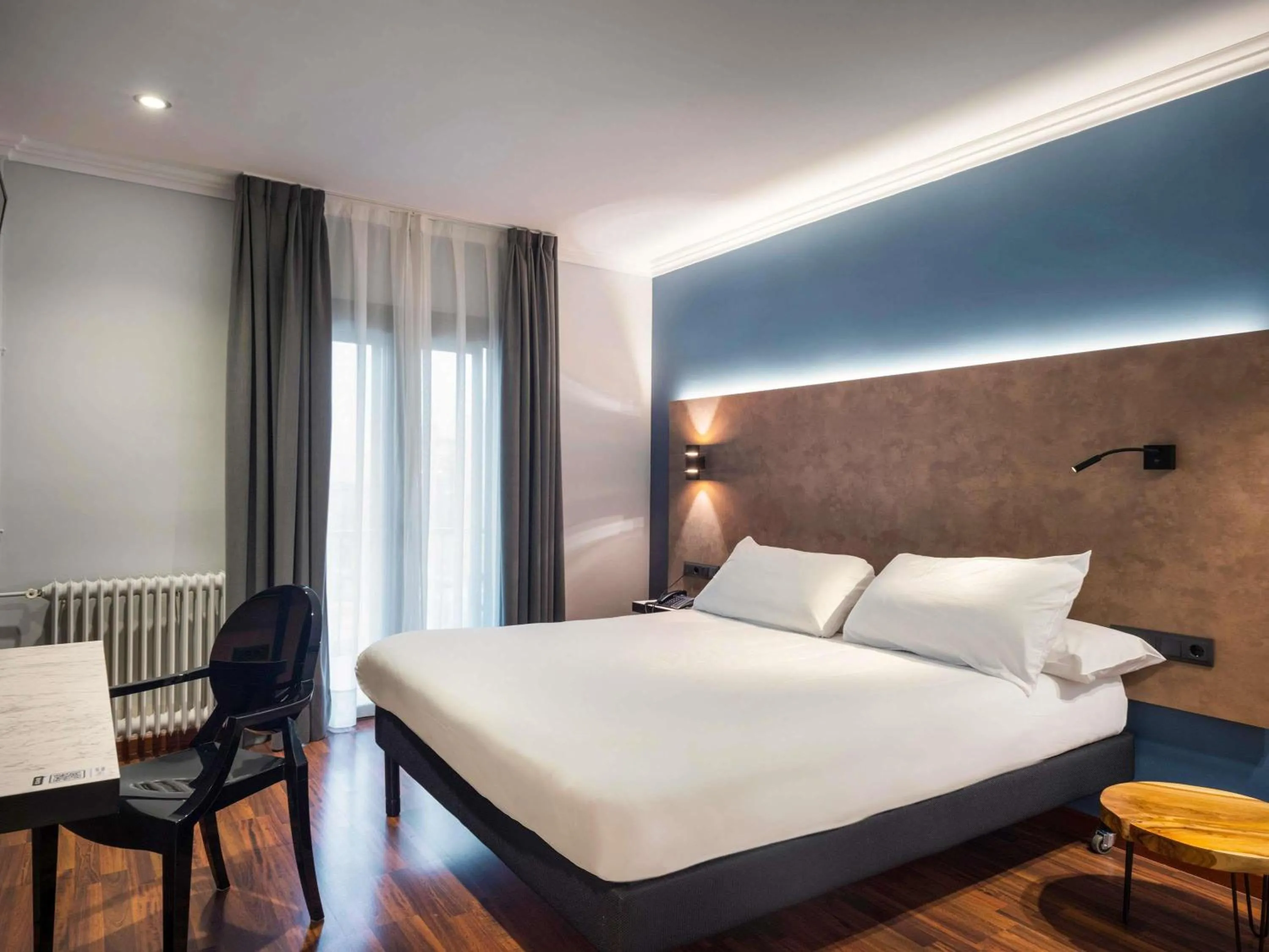 Bedroom, Bed in Ibis Styles Figueres Ronda