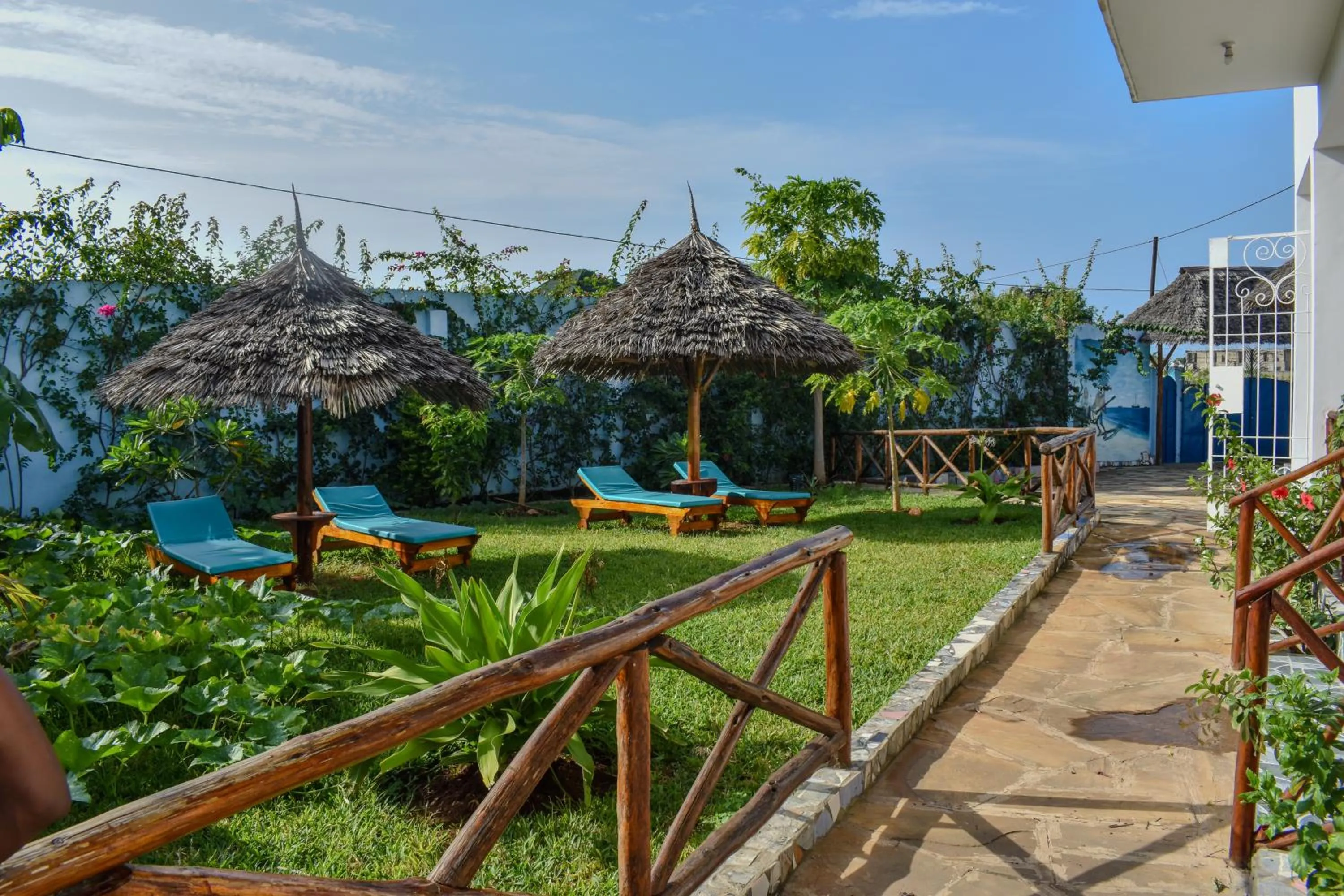 sunbed in Pineapple House