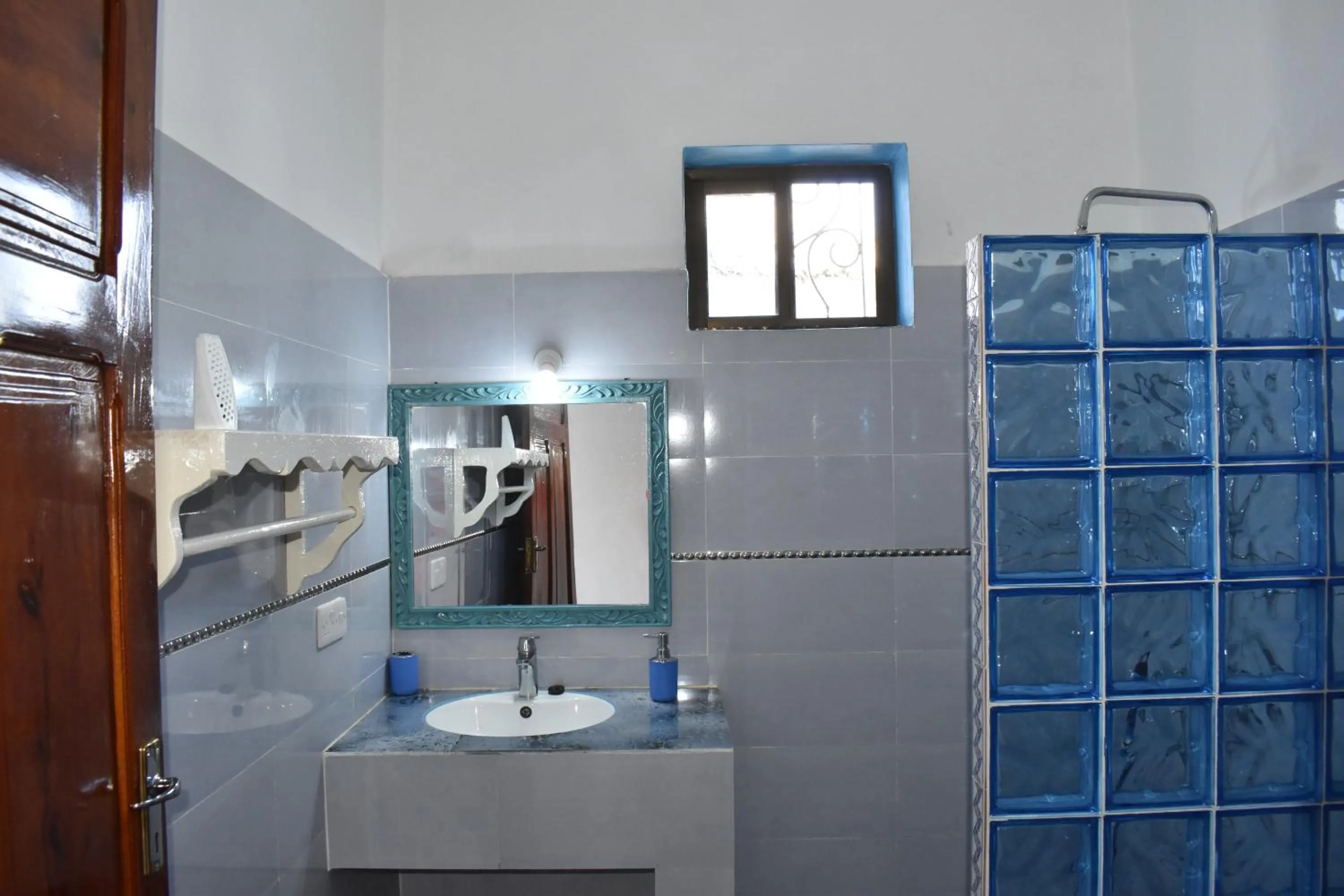 Bathroom in Pineapple House