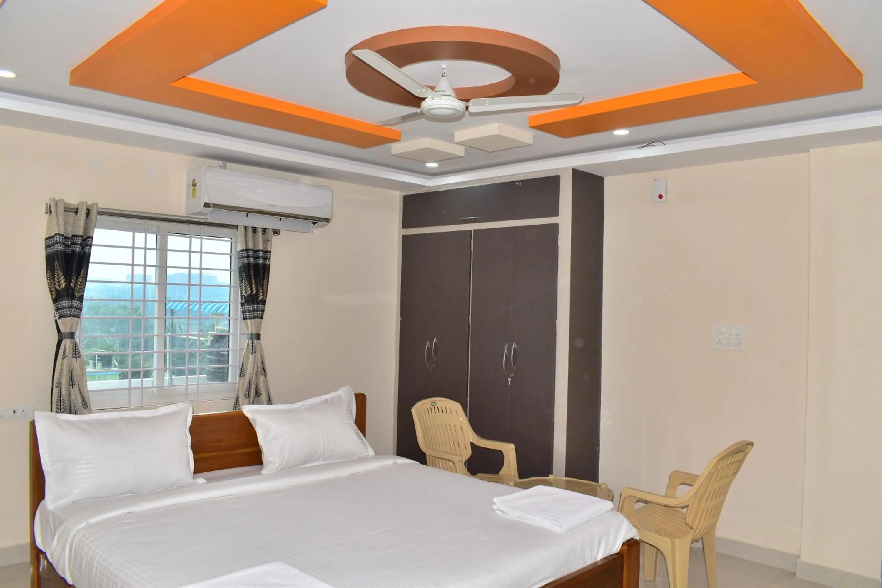 Bed in Rushi Sree Grand