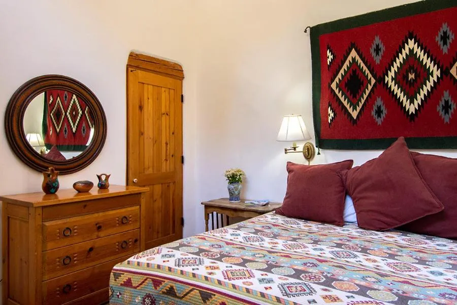 Bed in Las Brisas de Santa fe