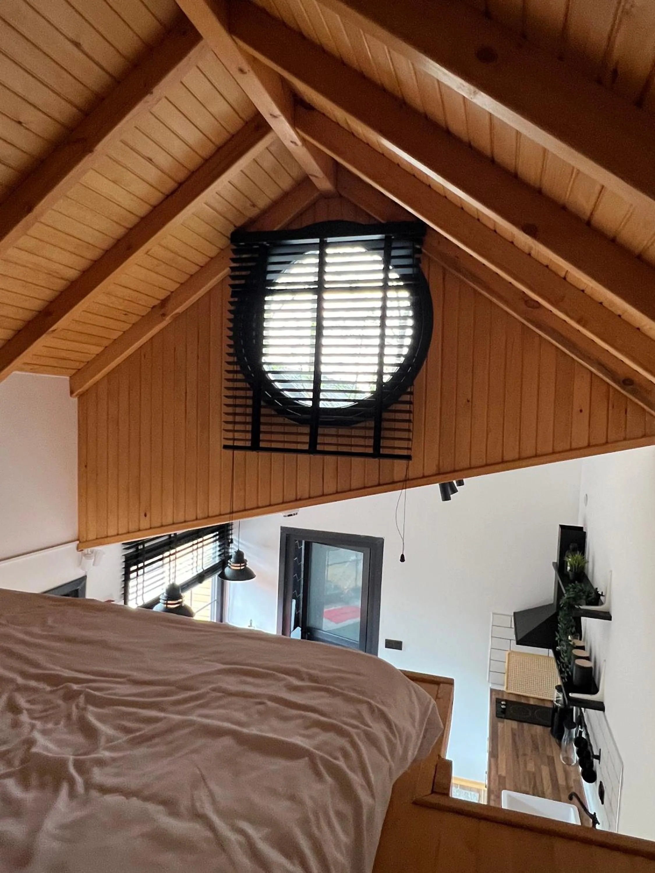 Bed in Pentalow Cabin