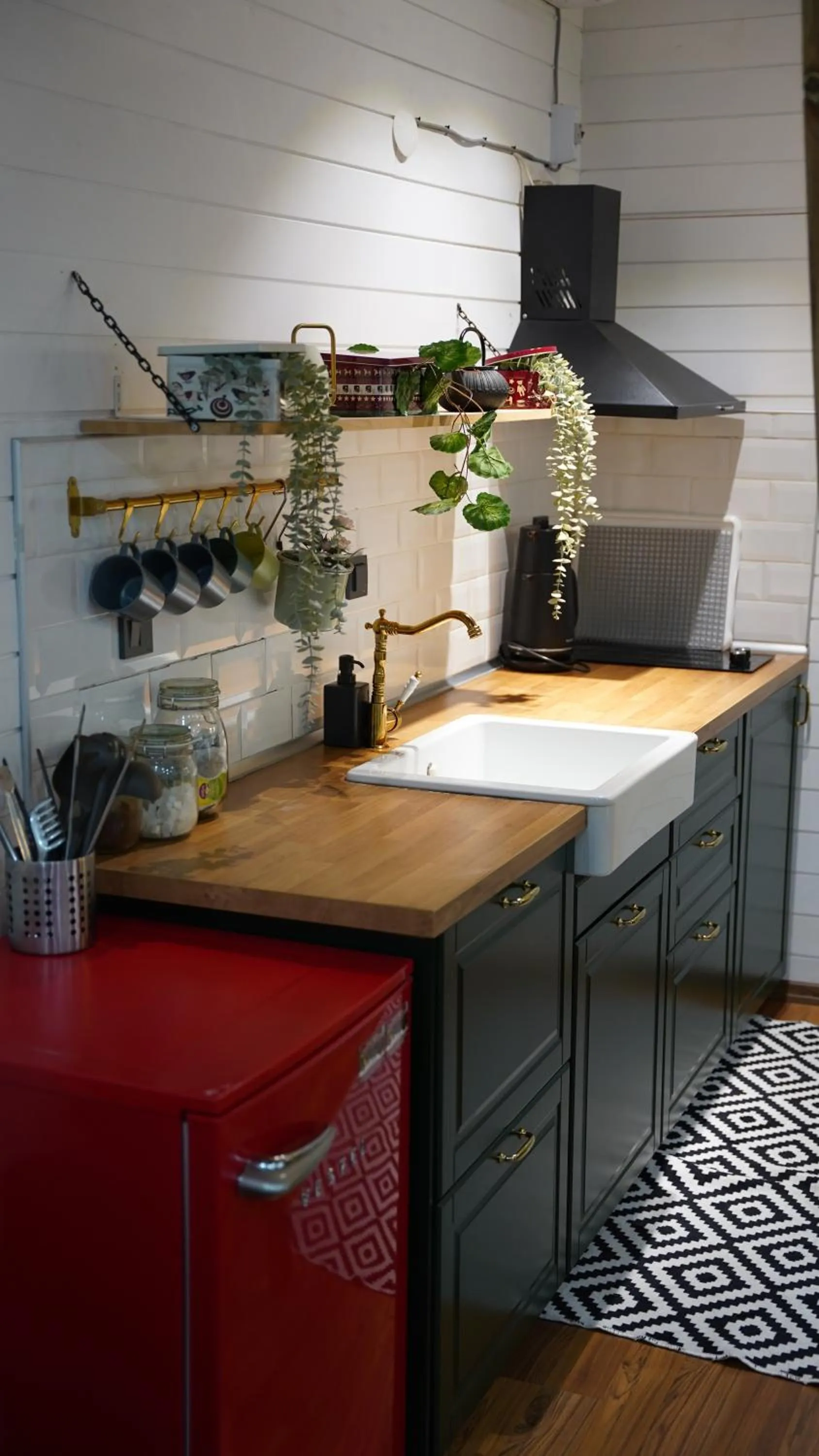 Dining area in Pentalow Cabin