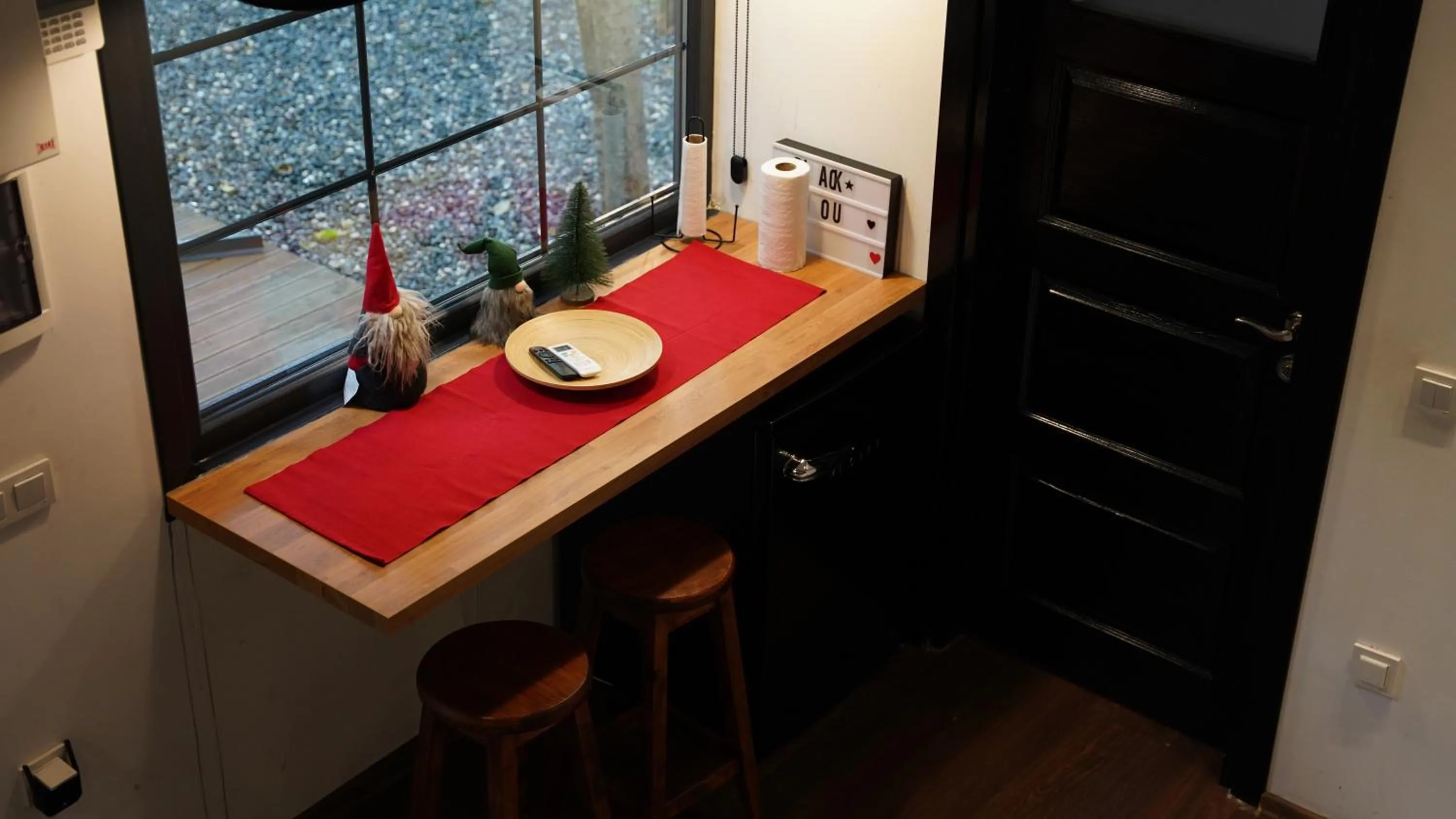 Dining area in Pentalow Cabin