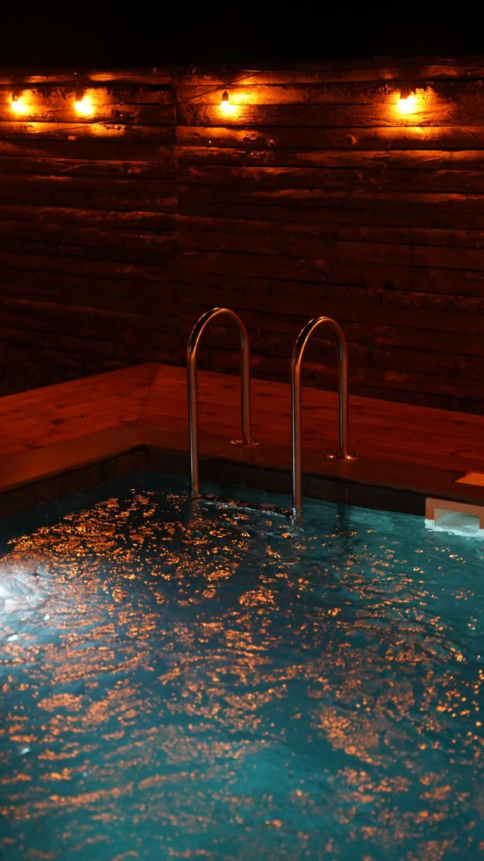 Night in Pentalow Cabin