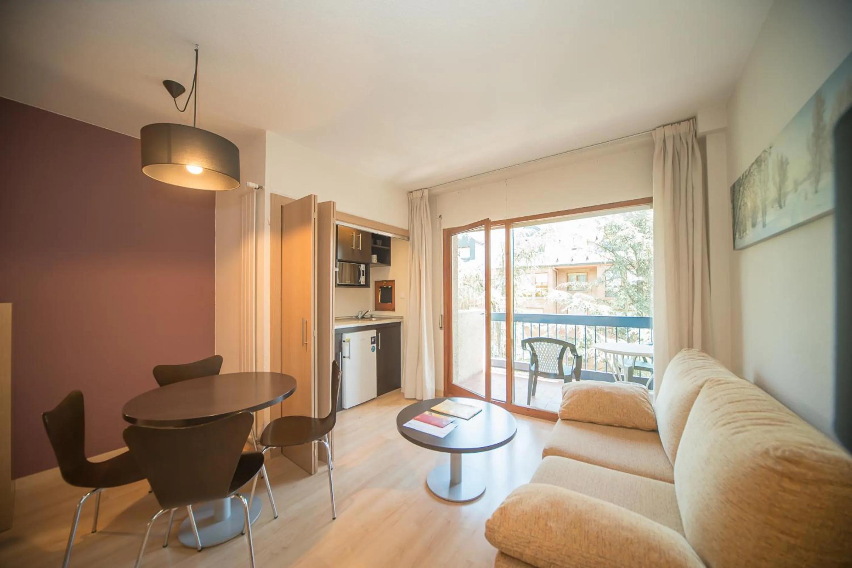 Photo of the whole room in Oroel Hotel & SPA