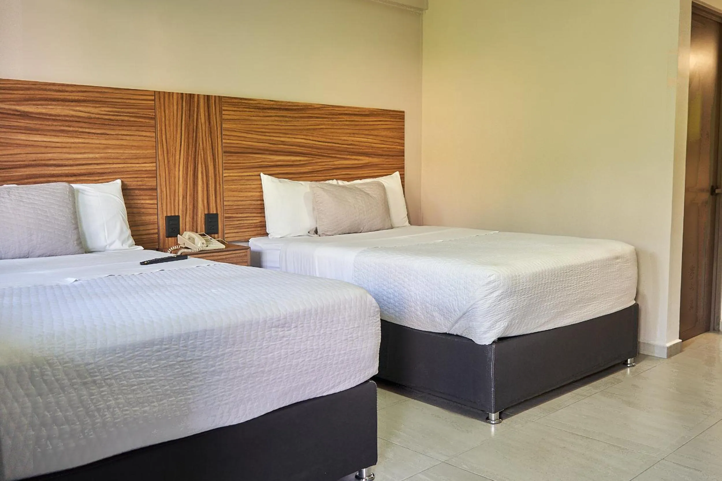 Bedroom, Bed in Hotel Garcia Peral