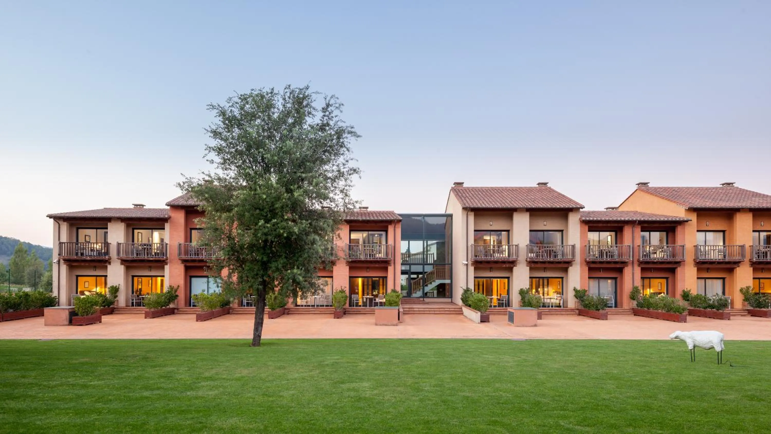 Property building in Hotel Vall de Bas