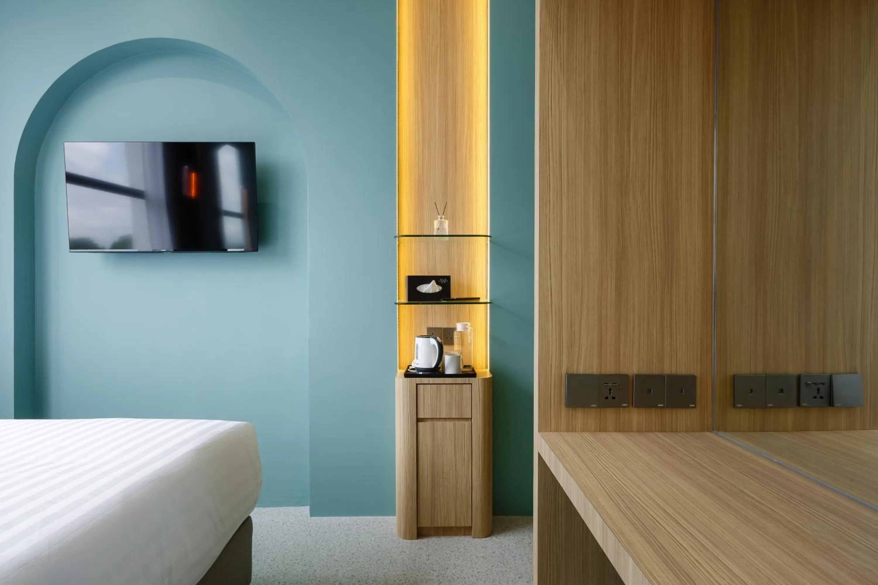 Bedroom, Bed in Wellesley Hotel