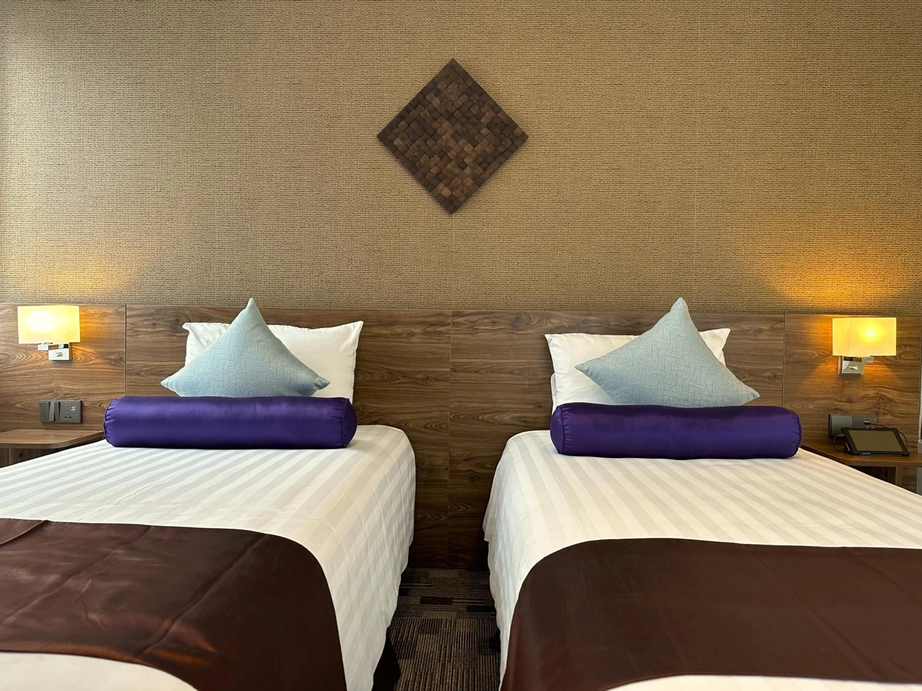 Bed in Hotel Yah Hanoi & Spa