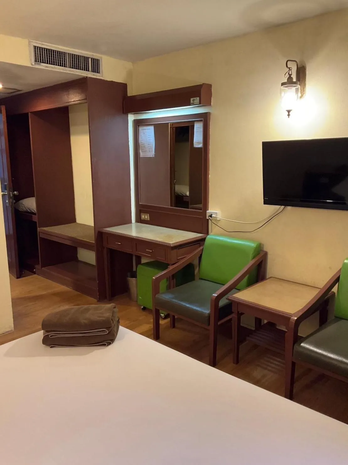 Bedroom, Bed in INTERTOWER HOTEL (SHA)