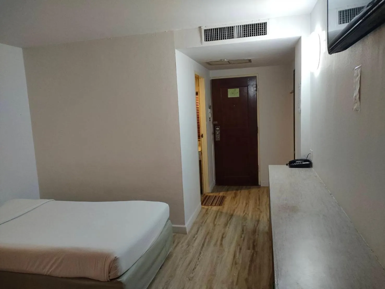 Bed in INTERTOWER HOTEL (SHA)