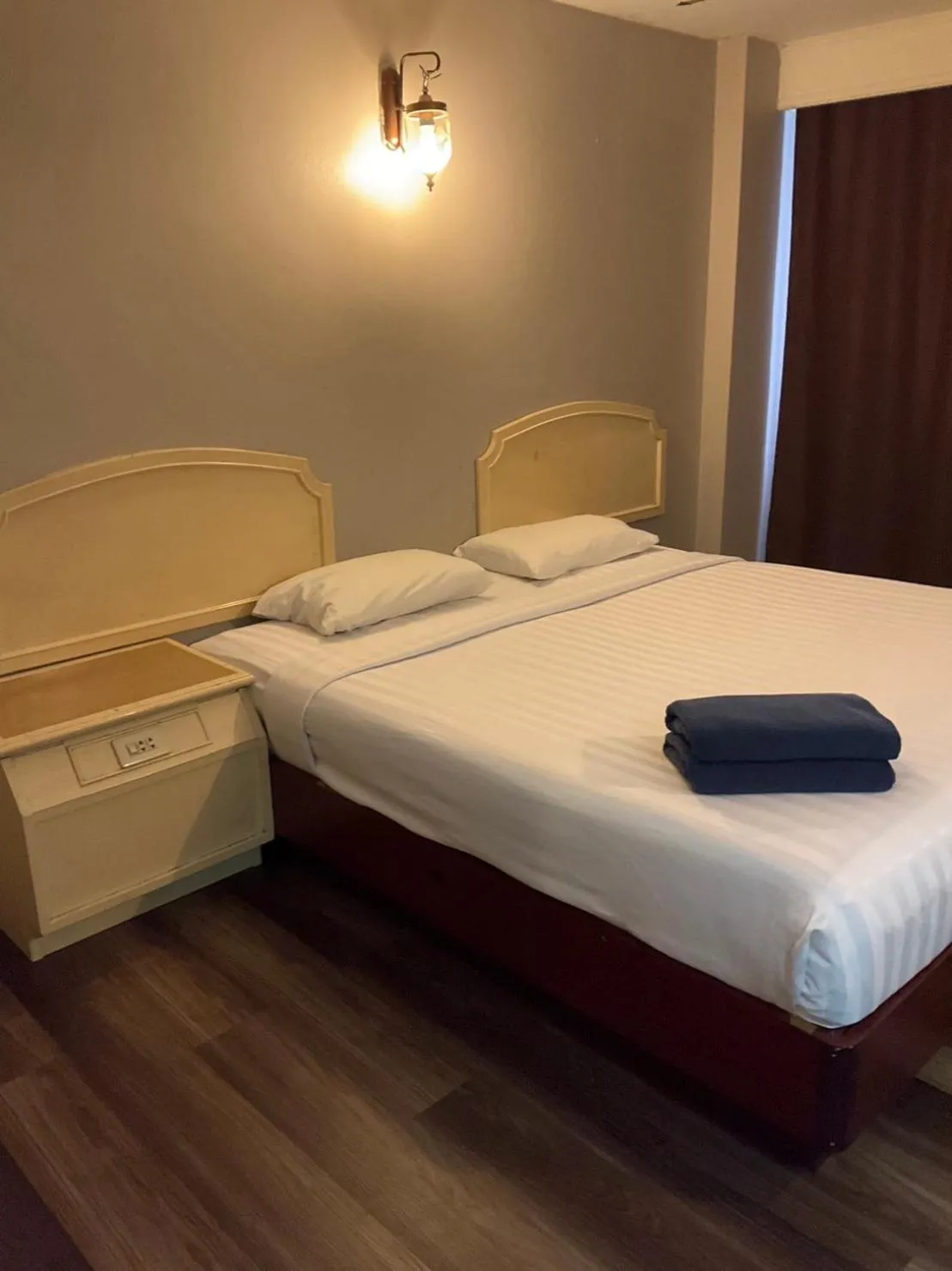 Bed in INTERTOWER HOTEL (SHA)