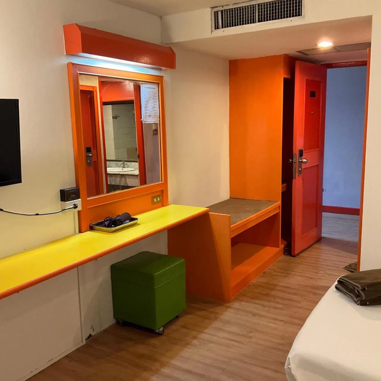 Bedroom, Bed in INTERTOWER HOTEL (SHA)