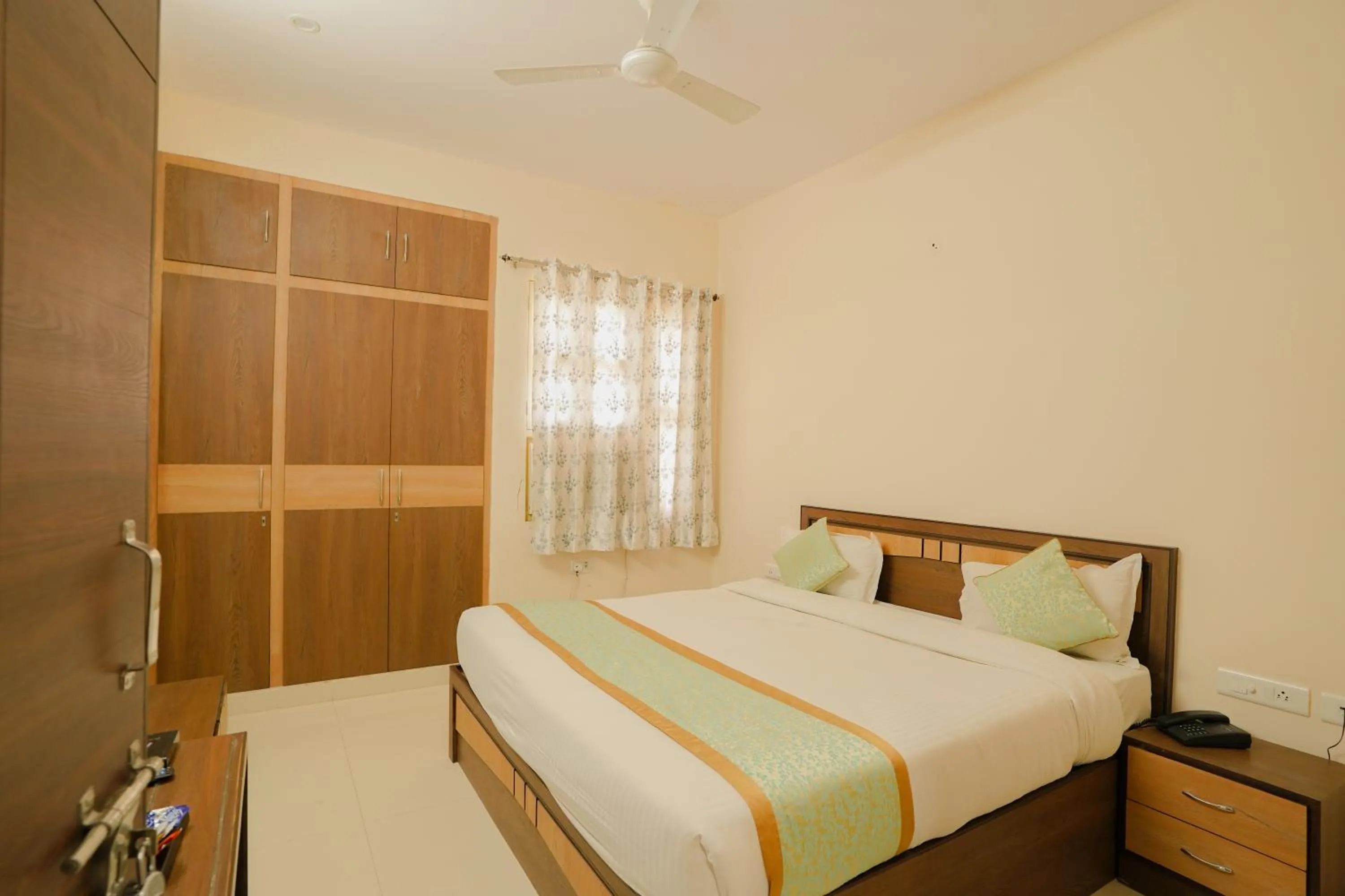 Bed in Hotel Cheelgadi