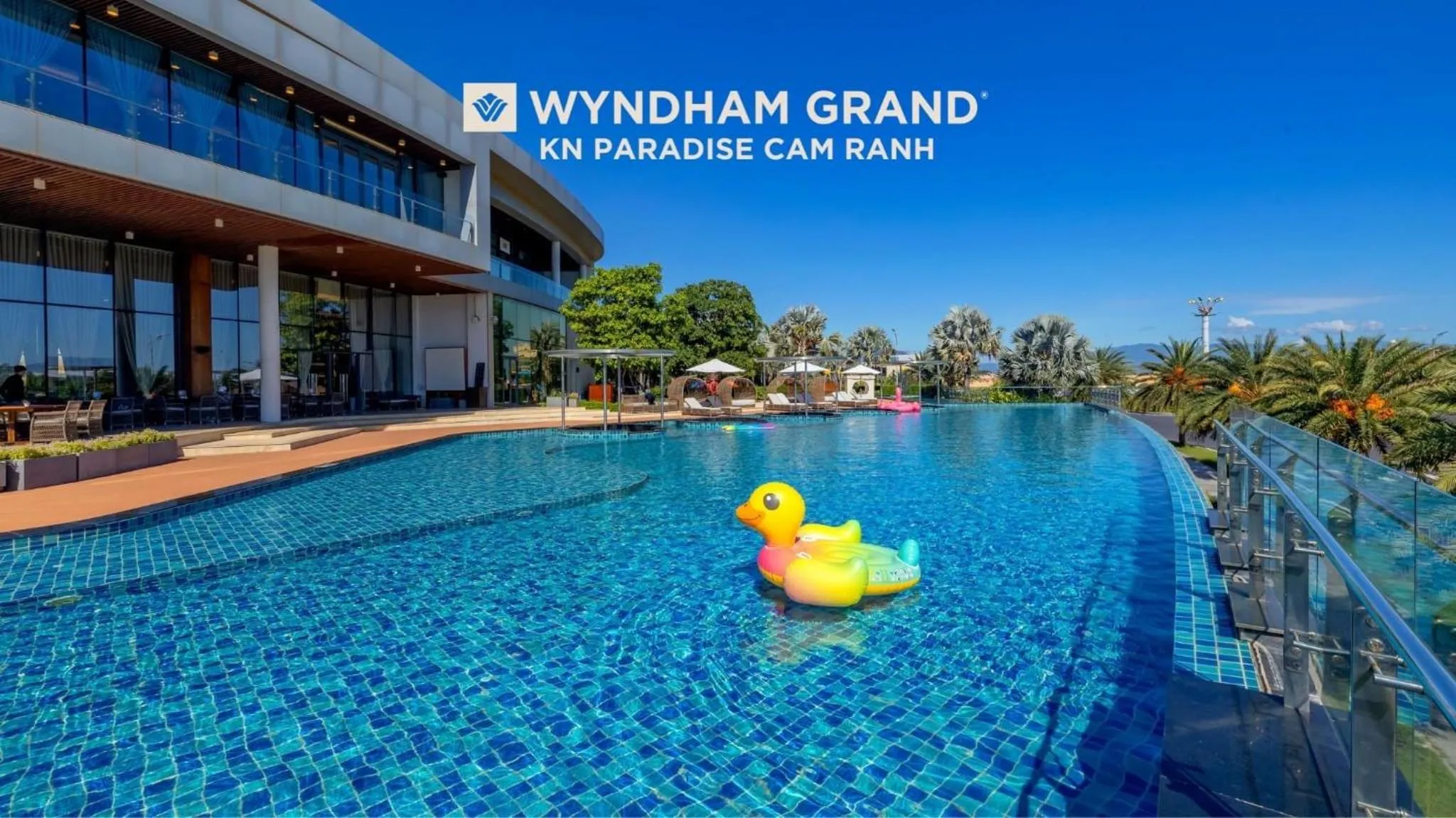 Swimming pool in Residence Inn Villa Cam Ranh