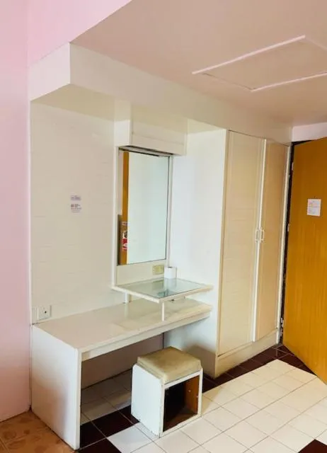 wardrobe in Indra Hotel Hatyai